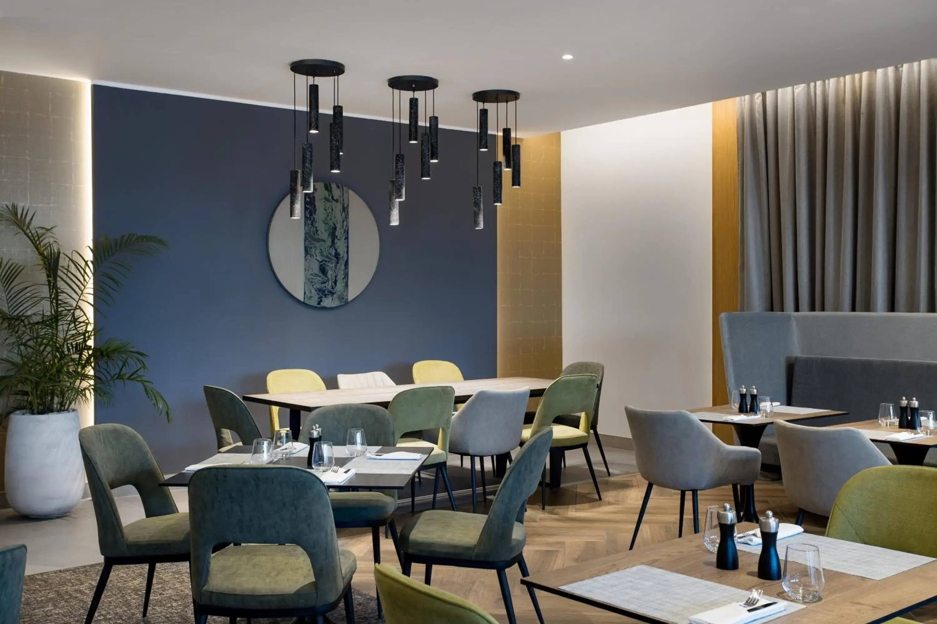 Restaurant/places to eat in Radisson Blu Hotel Antananarivo Waterfront Restaurant/places to eat in Radisson Blu Hotel Antananarivo Waterfront