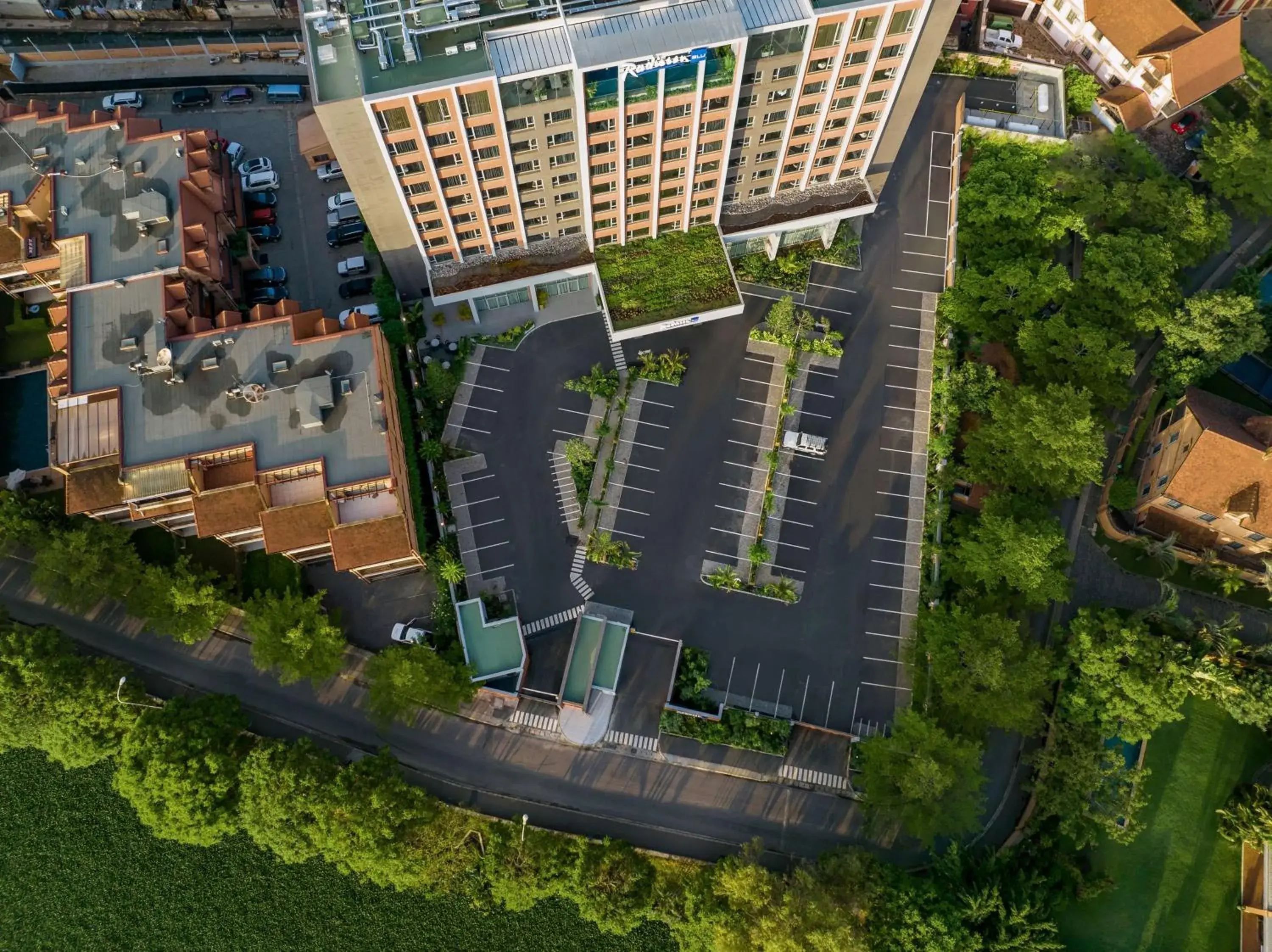 Property building in Radisson Blu Hotel Antananarivo Waterfront Property building in Radisson Blu Hotel Antananarivo Waterfront