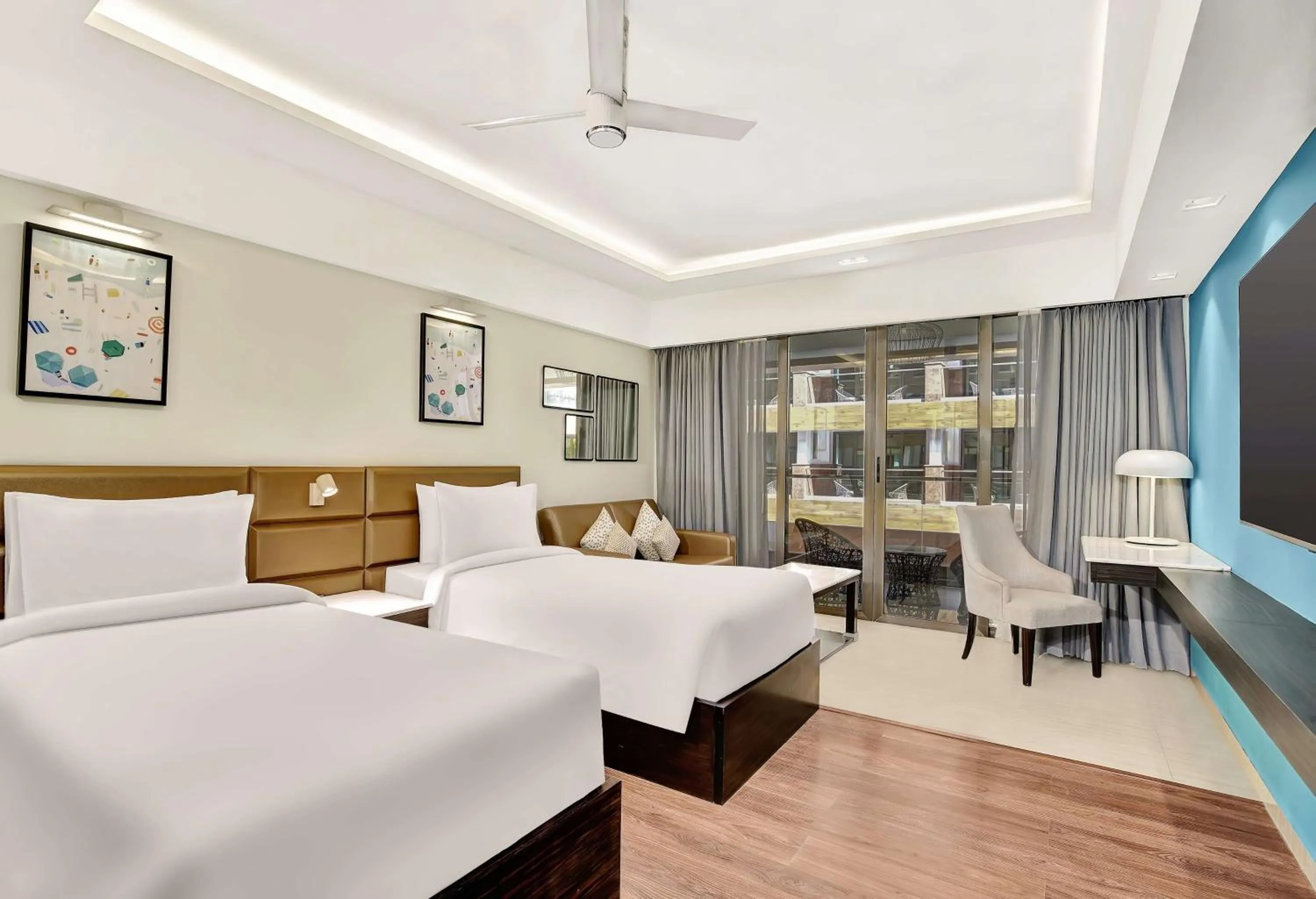 Photo of the whole room, Bed in Radisson Resort Goa Baga
