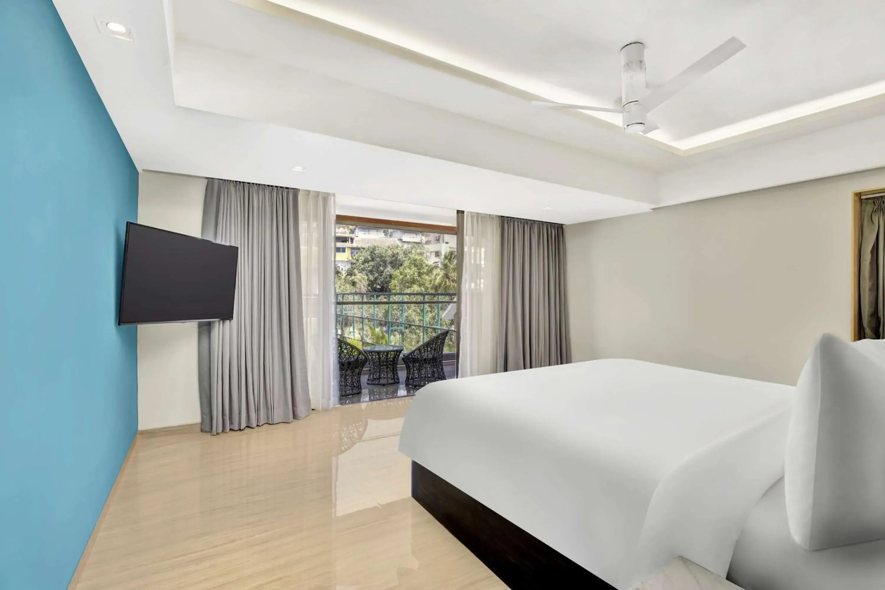 Photo of the whole room, Bed in Radisson Resort Goa Baga Photo of the whole room, Bed in Radisson Resort Goa Baga