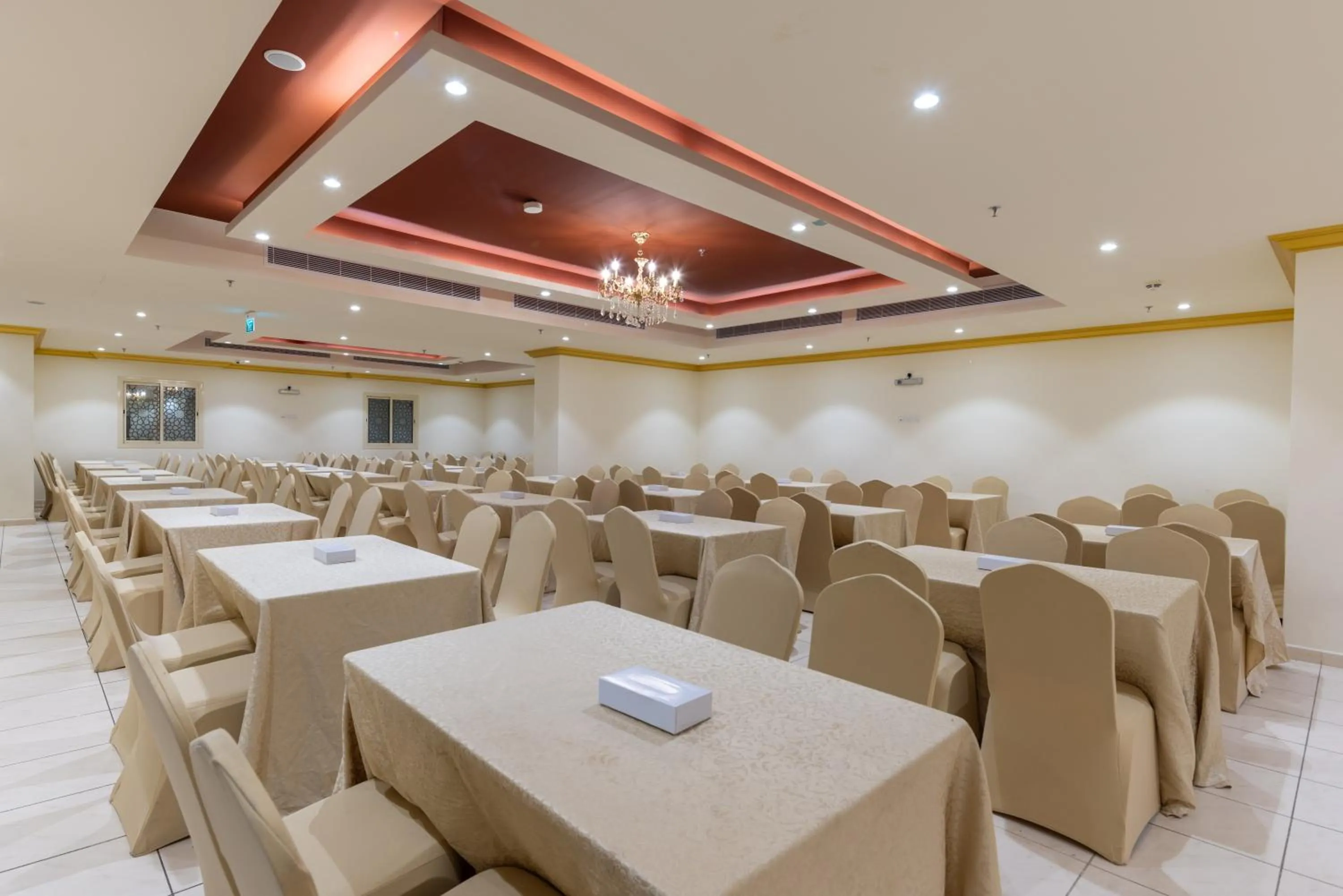 Banquet/Function facilities in Snood Al Dana Hotel