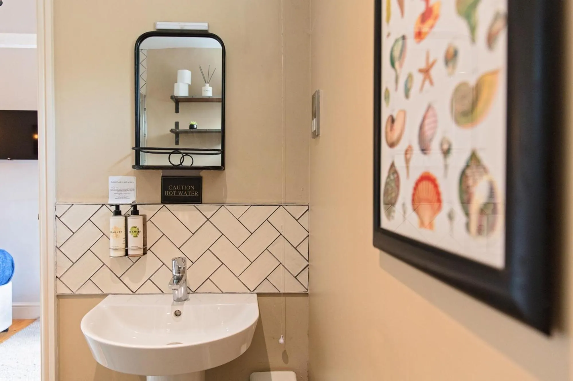 Bathroom in The Three Swallows Cley