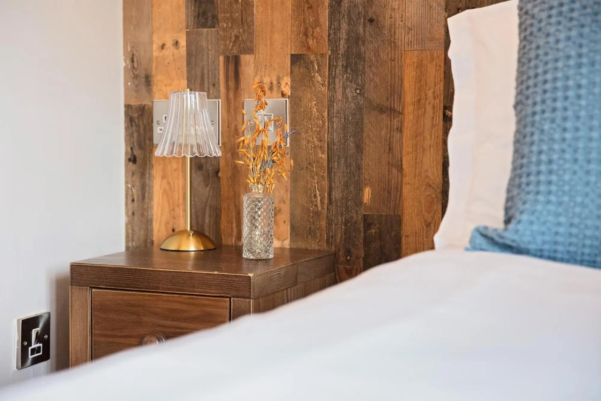 Bedroom, Bed in The Three Swallows Cley Bedroom, Bed in The Three Swallows Cley