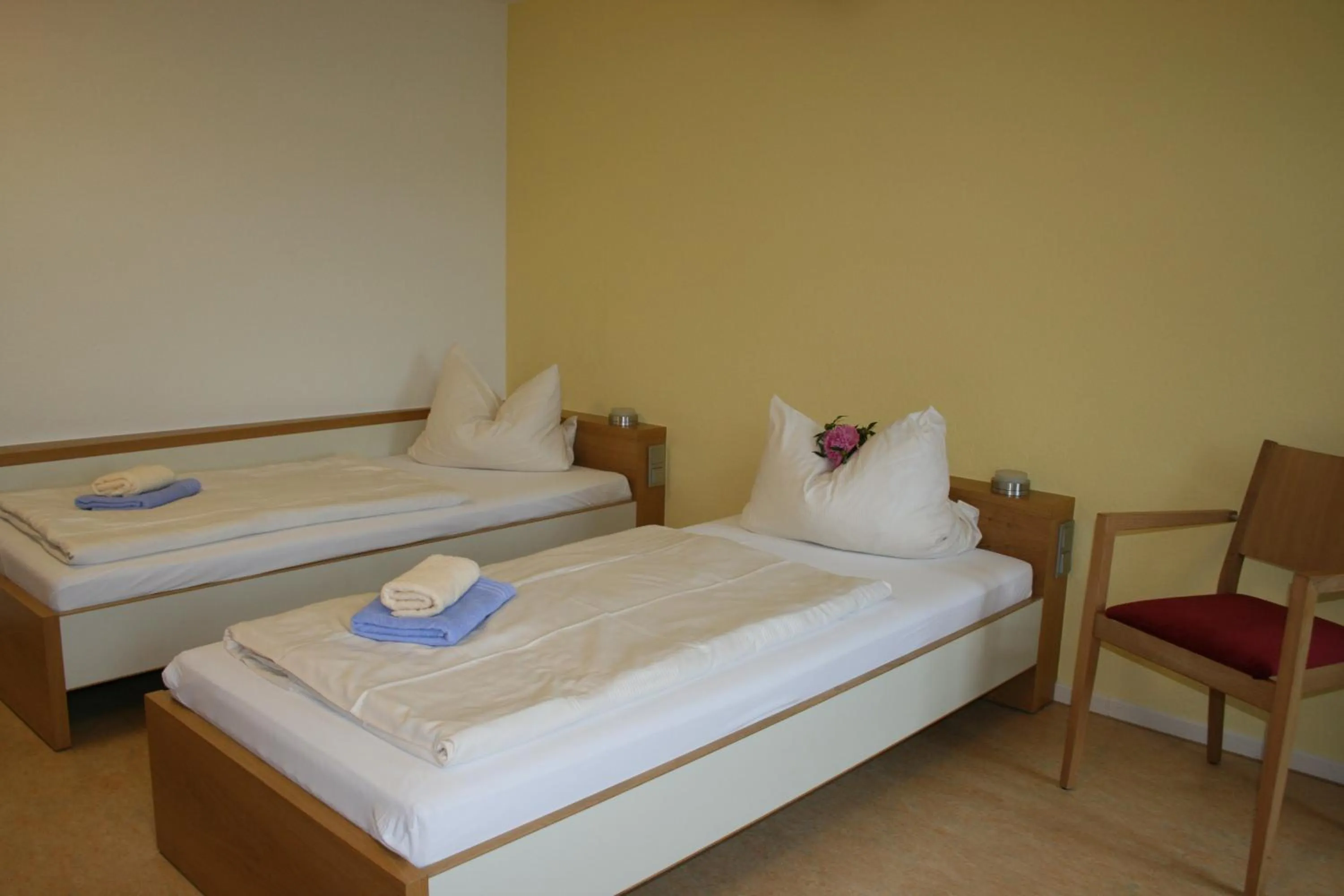 Photo of the whole room, Bed in Burg Bodenstein