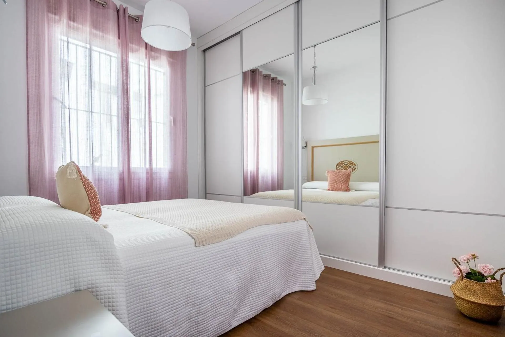 Bed in Apartamento Leyendas de Becquer A4