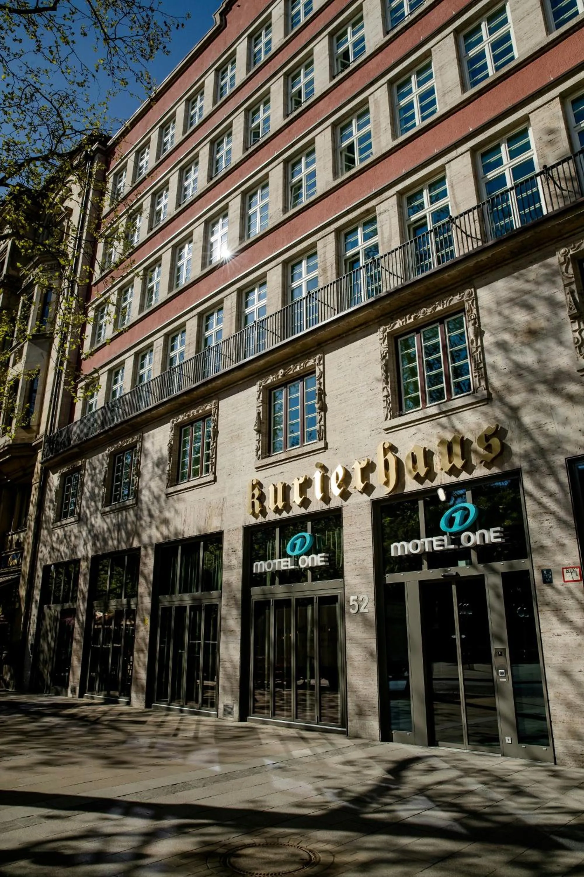 Facade/entrance in Motel One Hannover-Oper