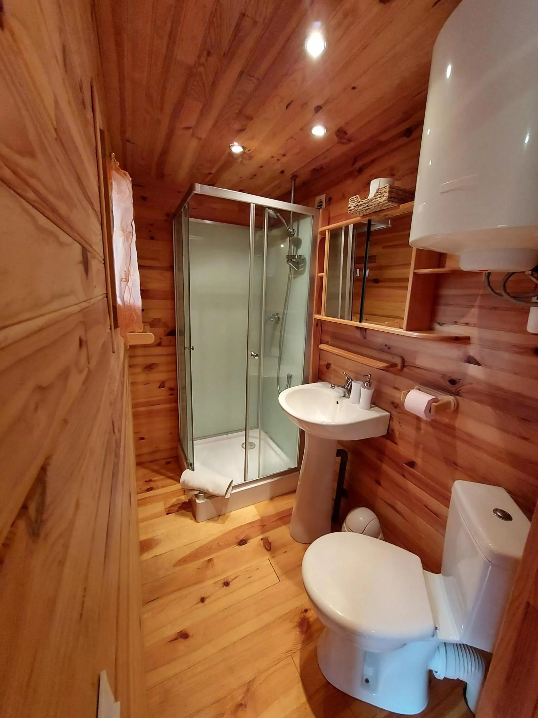 Bathroom in Les Copains à Bord