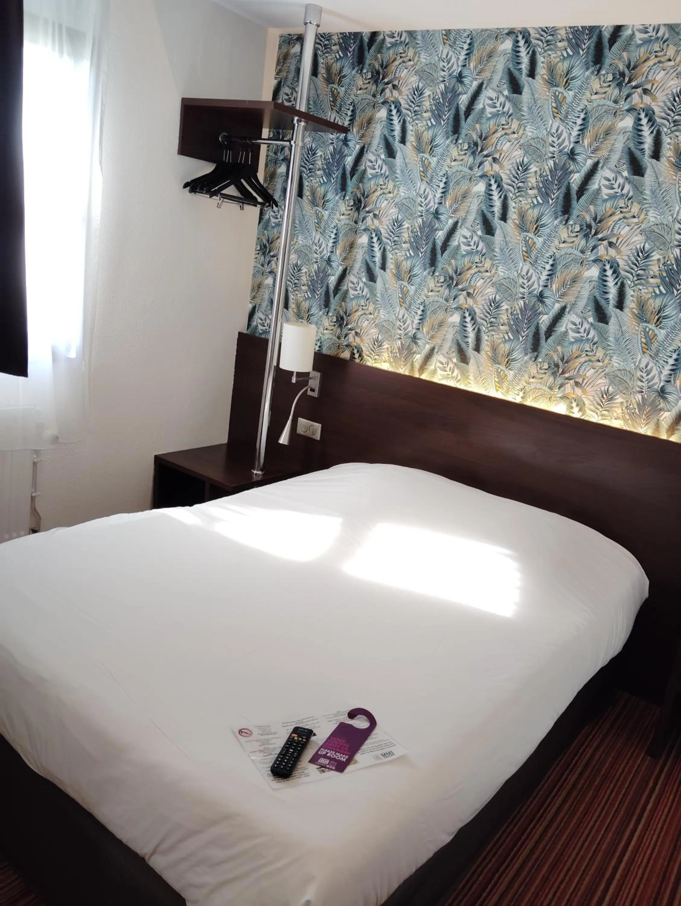 Bedroom, Bed in Hôtel Inn Design Resto Novo Langres