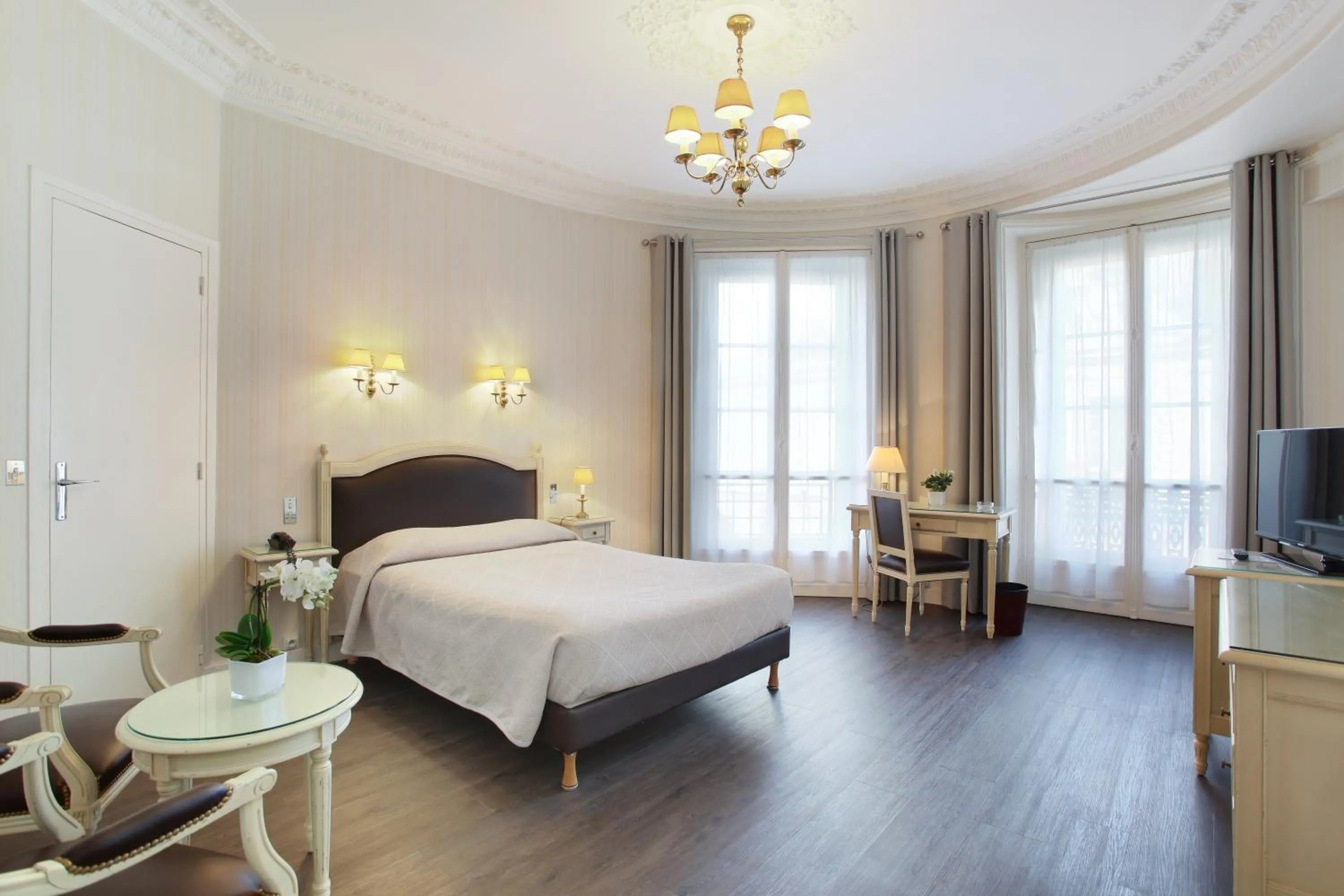 HOTEL DU PRINTEMPS