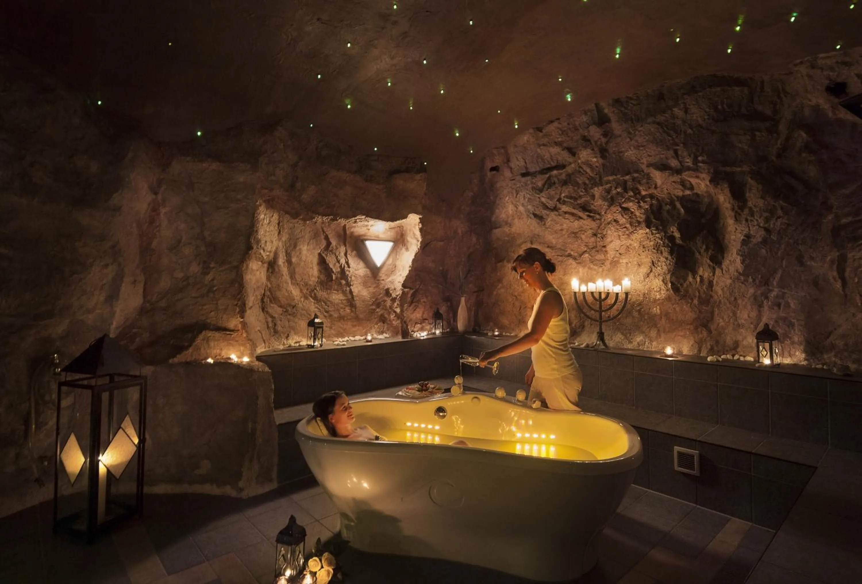 Hot Spring Bath in Hotel Waldmühle