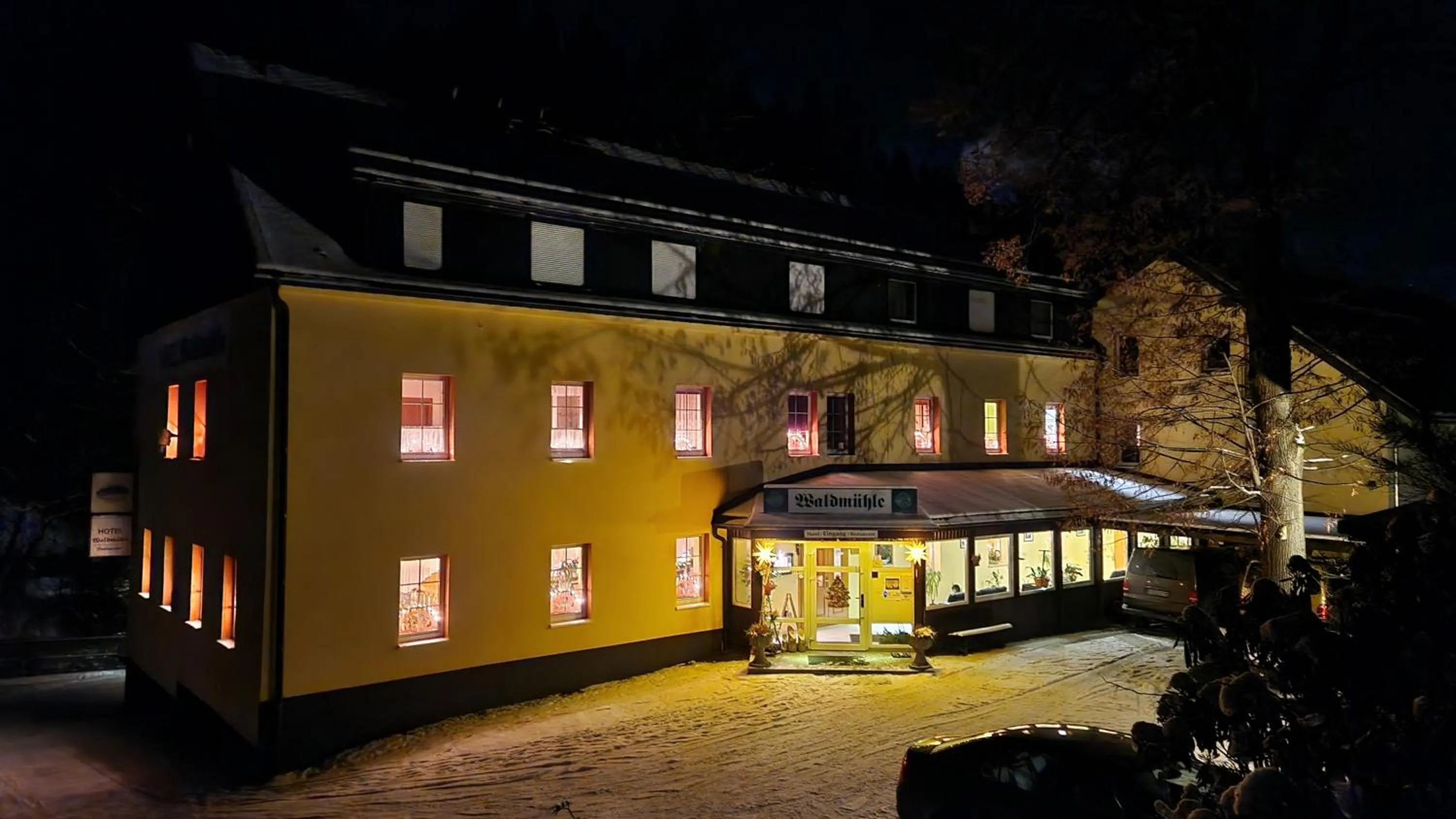 Property building in Hotel Waldmühle