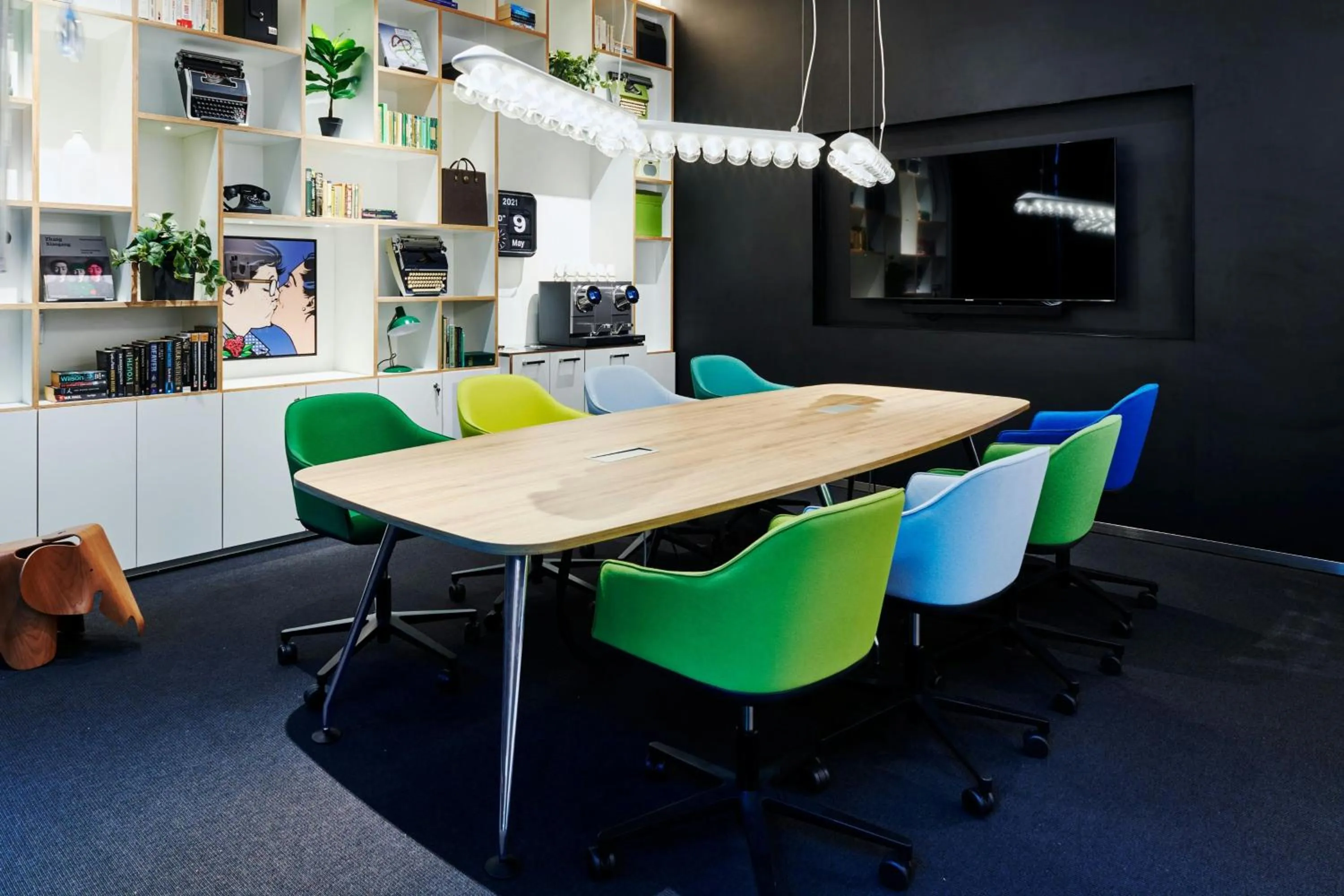 Meeting/conference room in citizenM Washington DC NoMa