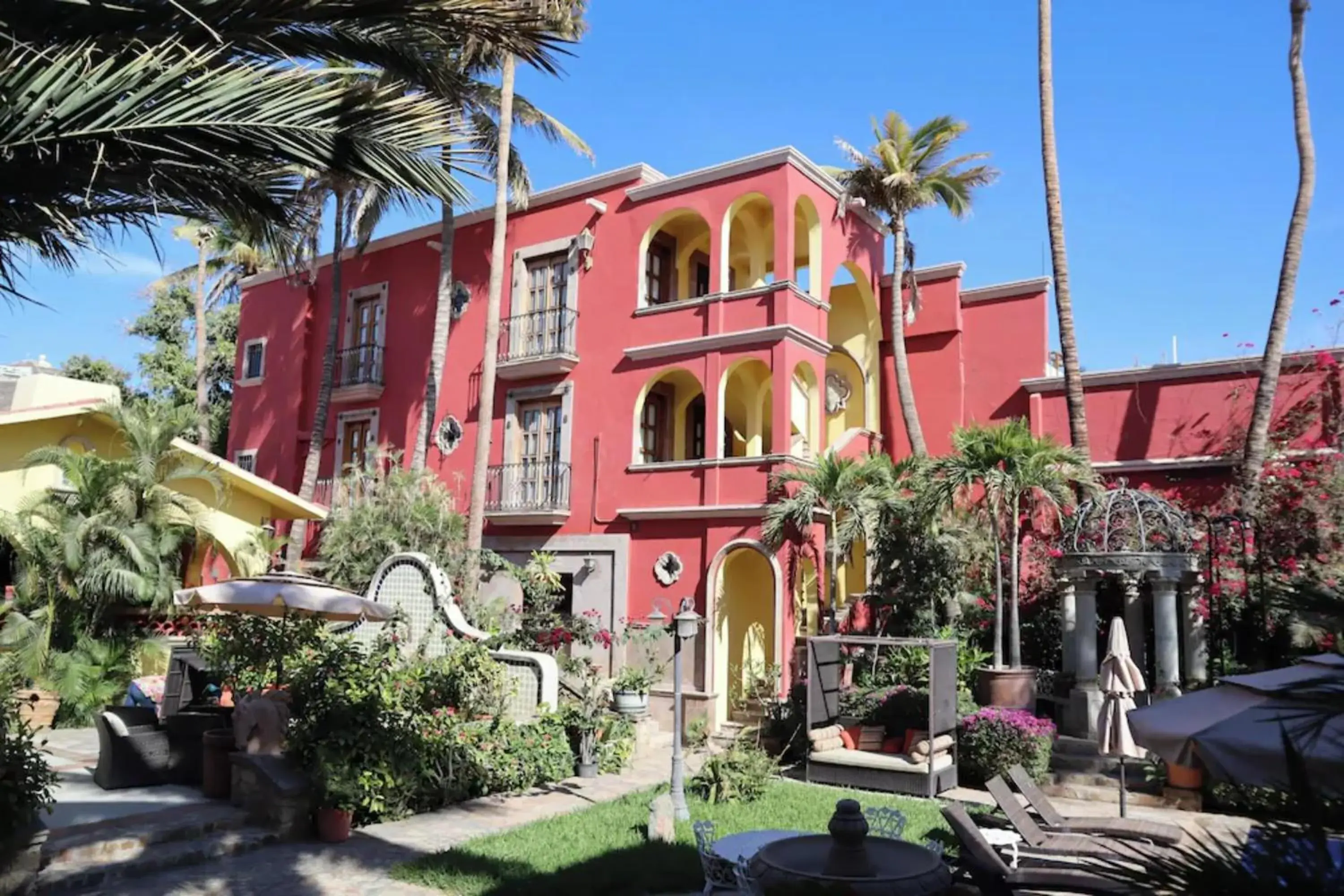 Property building in Collection O Casa Bella Hotel Boutique, Cabo San Lucas Property building in Collection O Casa Bella Hotel Boutique, Cabo San Lucas