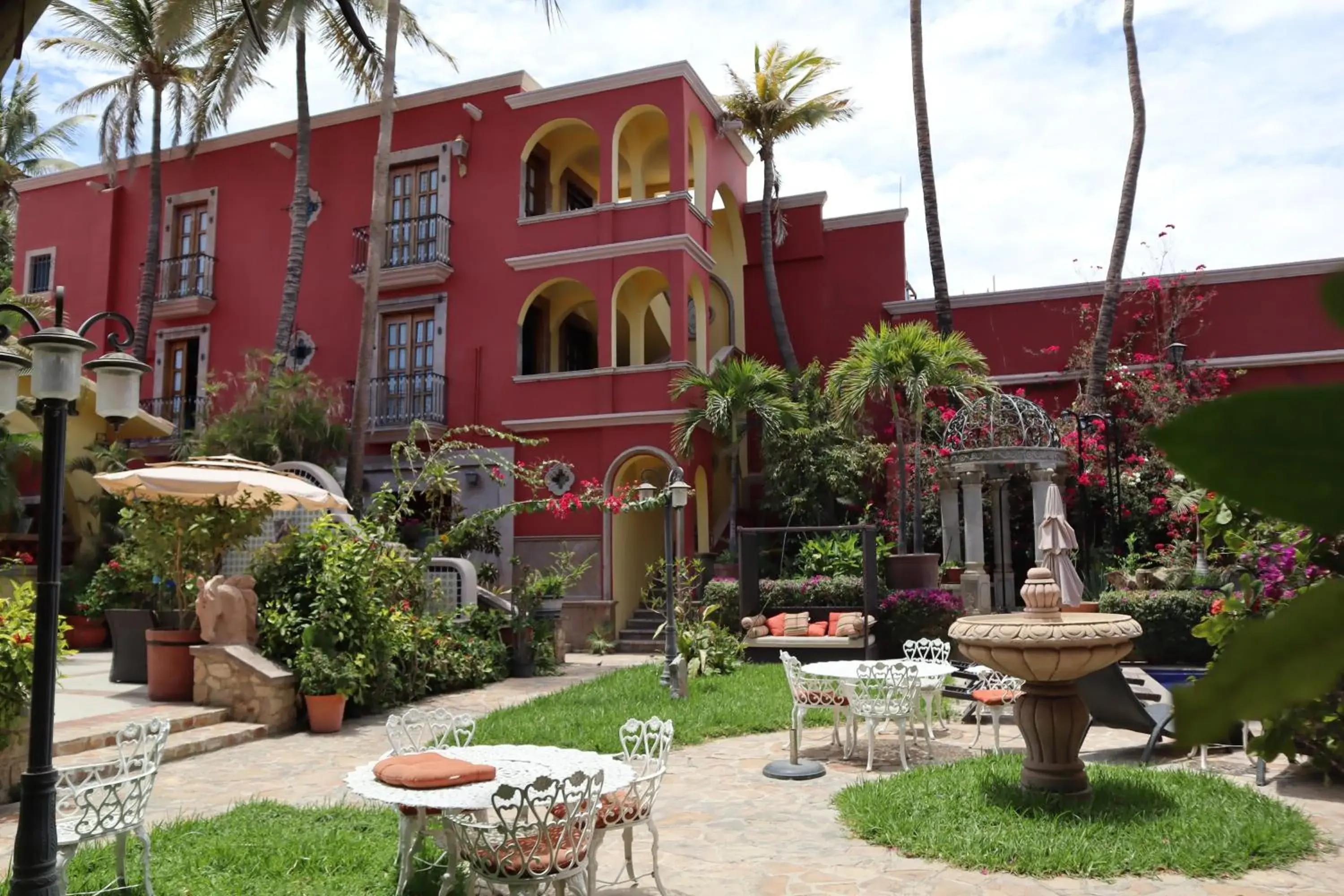 Property building in Collection O Casa Bella Hotel Boutique, Cabo San Lucas Property building in Collection O Casa Bella Hotel Boutique, Cabo San Lucas