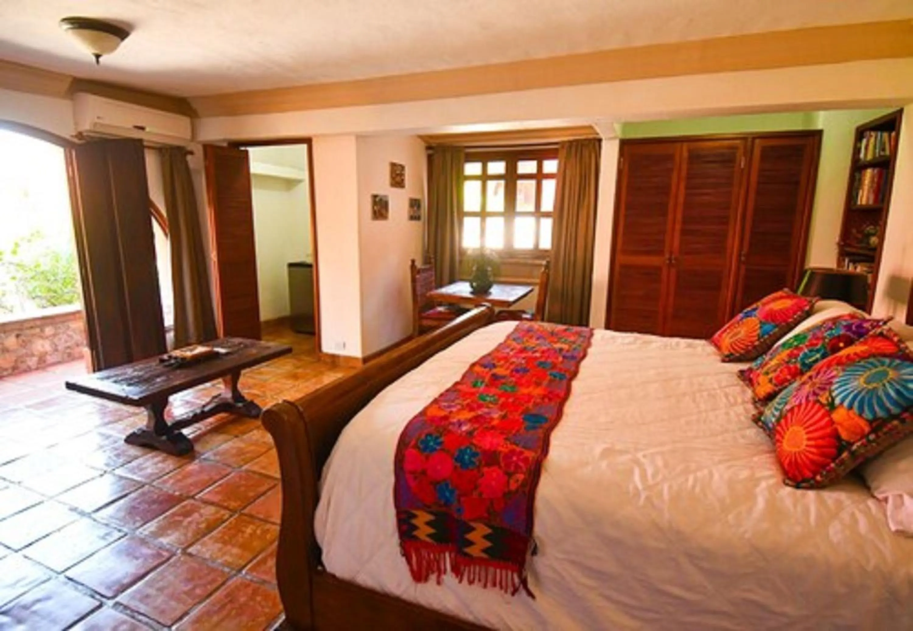Bedroom, Bed in Collection O Casa Bella Hotel Boutique, Cabo San Lucas