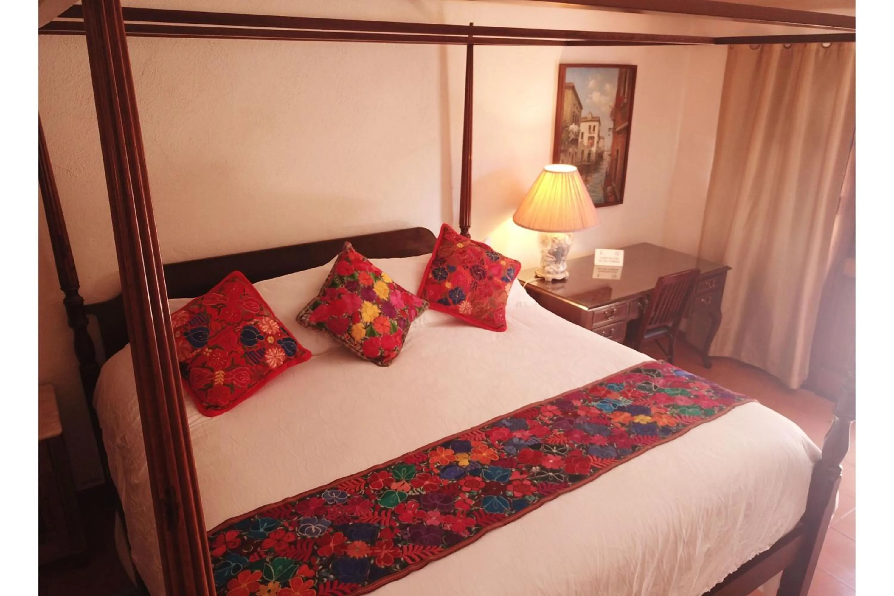 Bedroom, Bed in Collection O Casa Bella Hotel Boutique, Cabo San Lucas