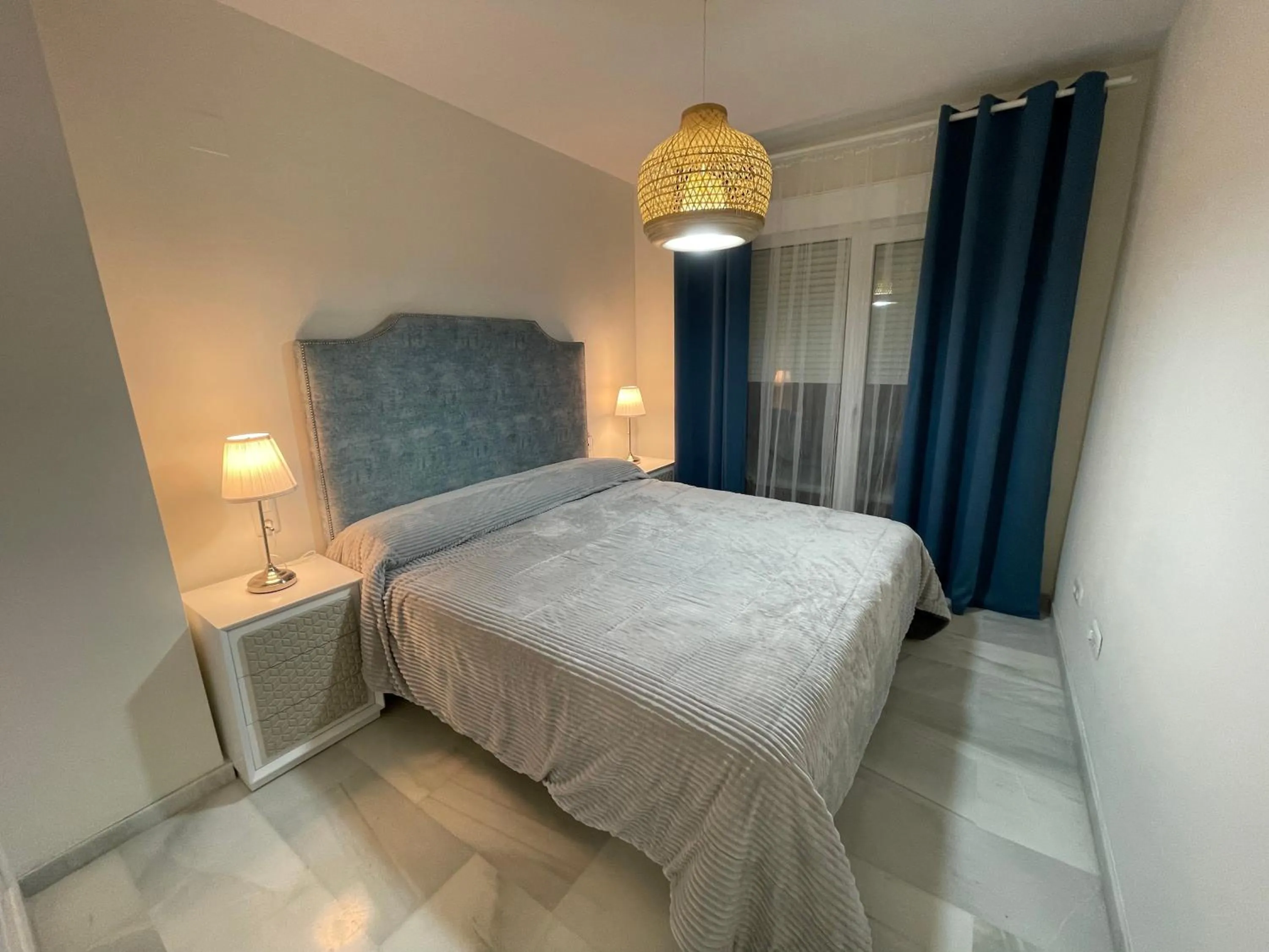 Bedroom, Bed in Mi Capricho Luxury Apartment Bajo, P03