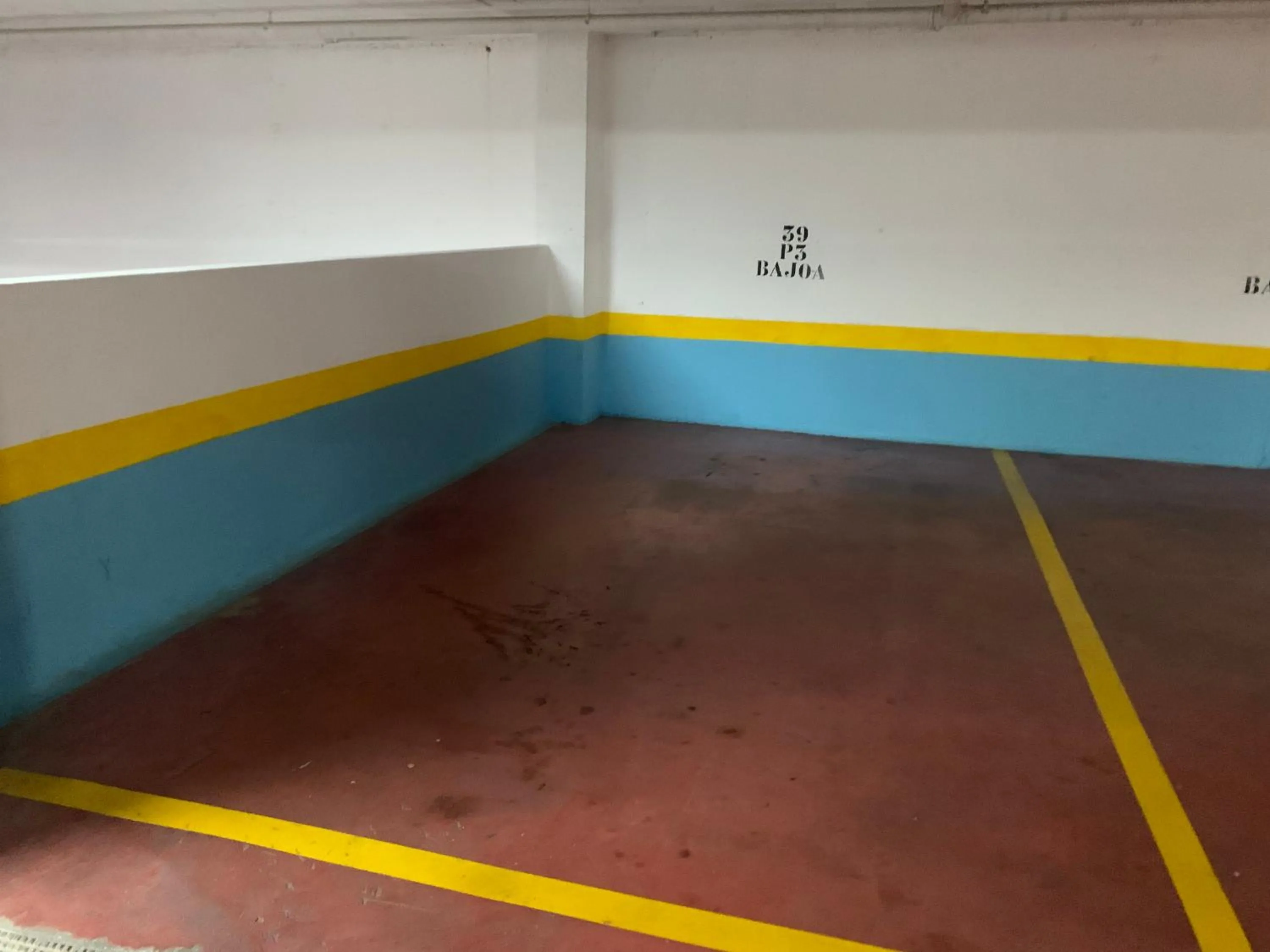 Parking in Mi Capricho Luxury Apartment Bajo, P03