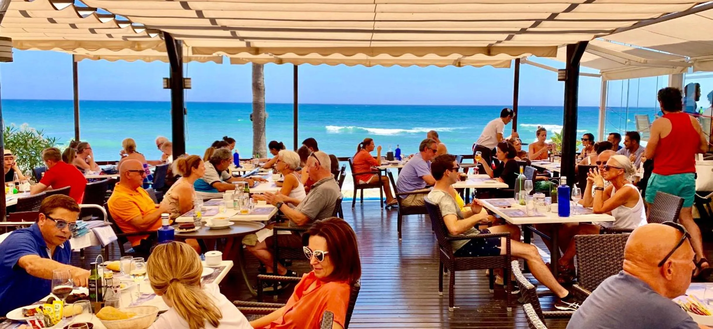 Restaurant/places to eat in Mi Capricho Luxury Apartment Bajo, P03