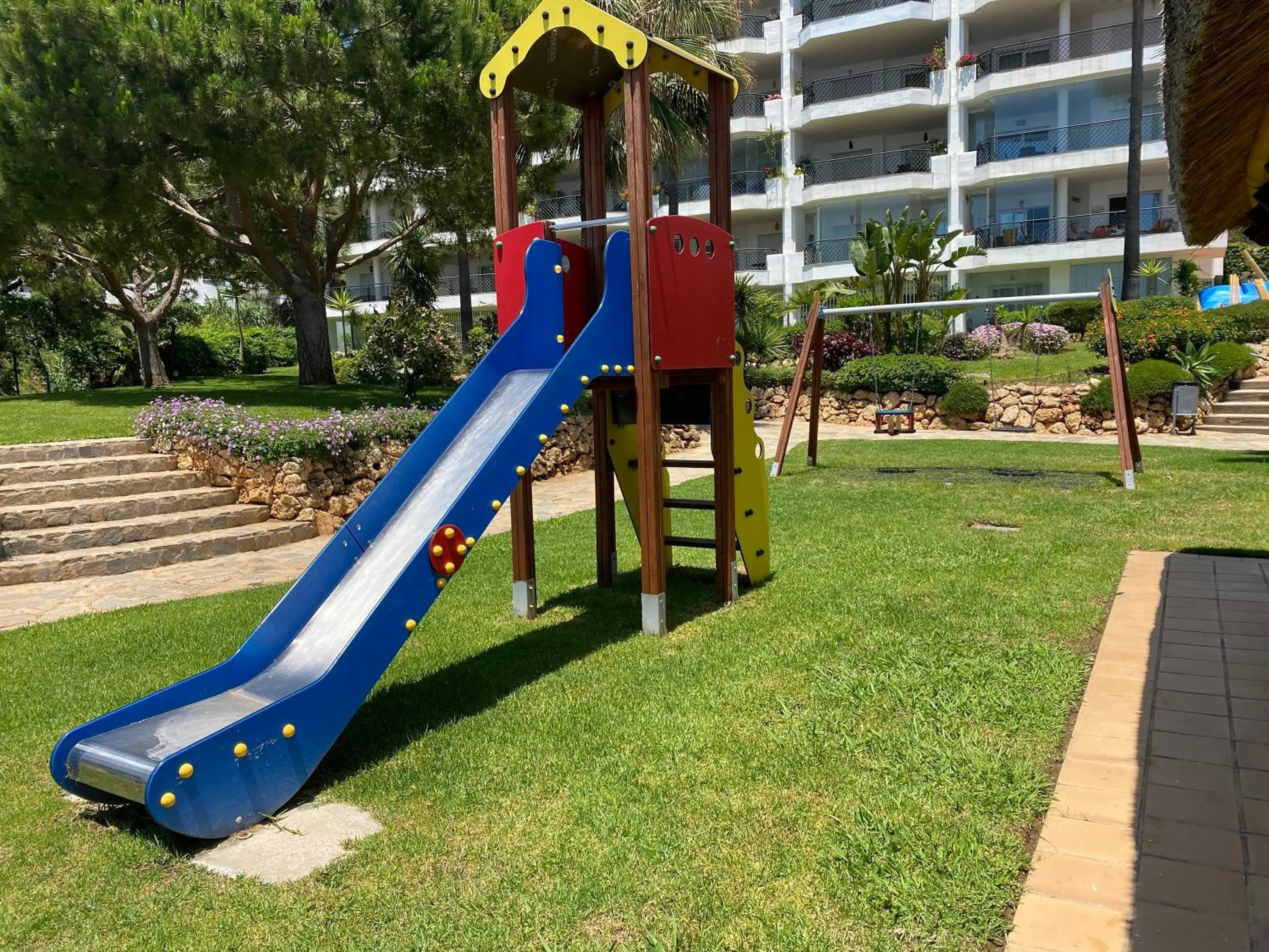 Garden in Mi Capricho Luxury Apartment Bajo, P03