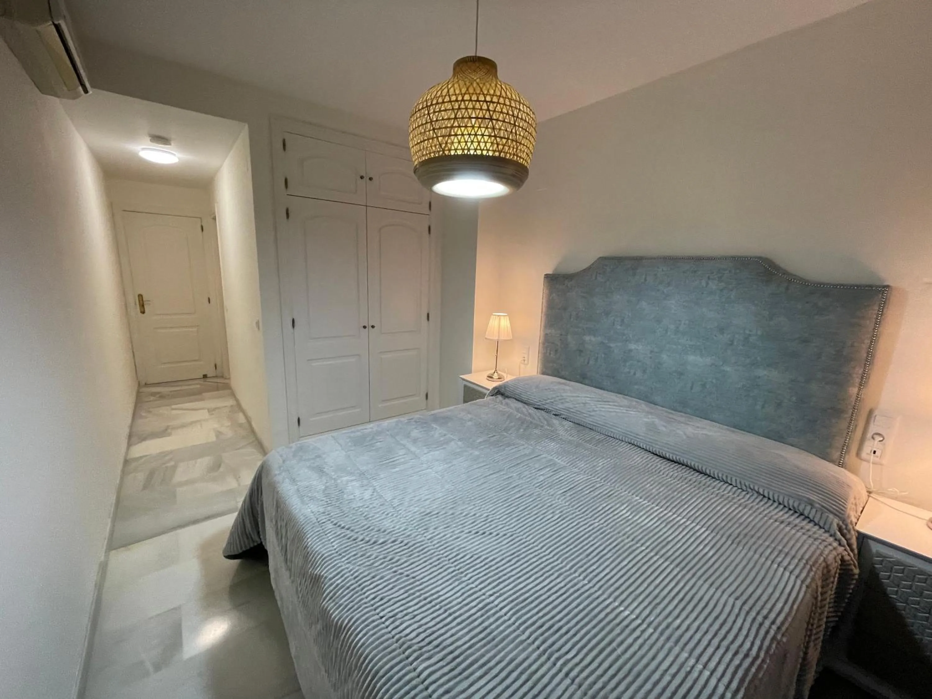 Bedroom, Bed in Mi Capricho Luxury Apartment Bajo, P03