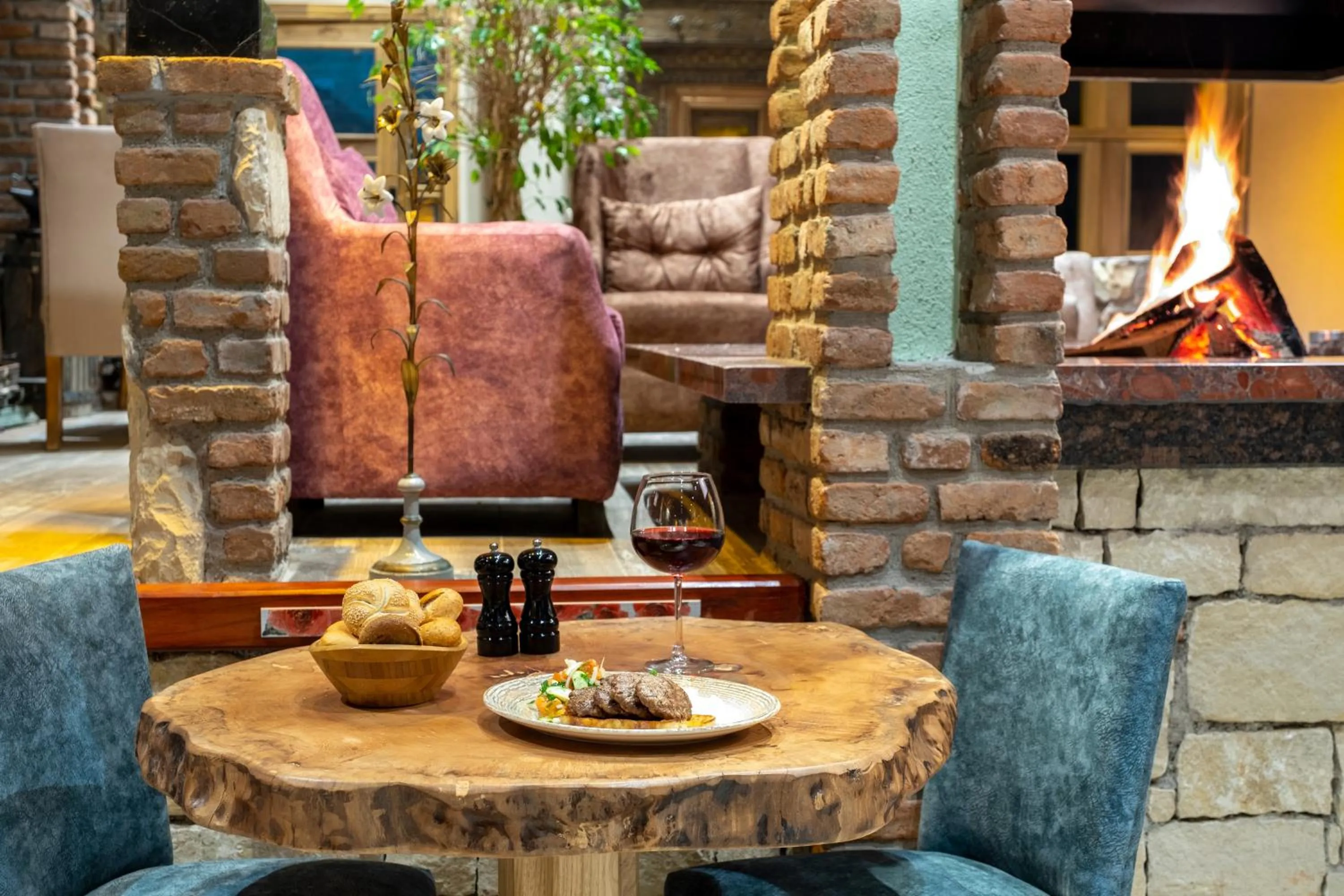 Food and drinks in The Canyon Kartepe and Restoran