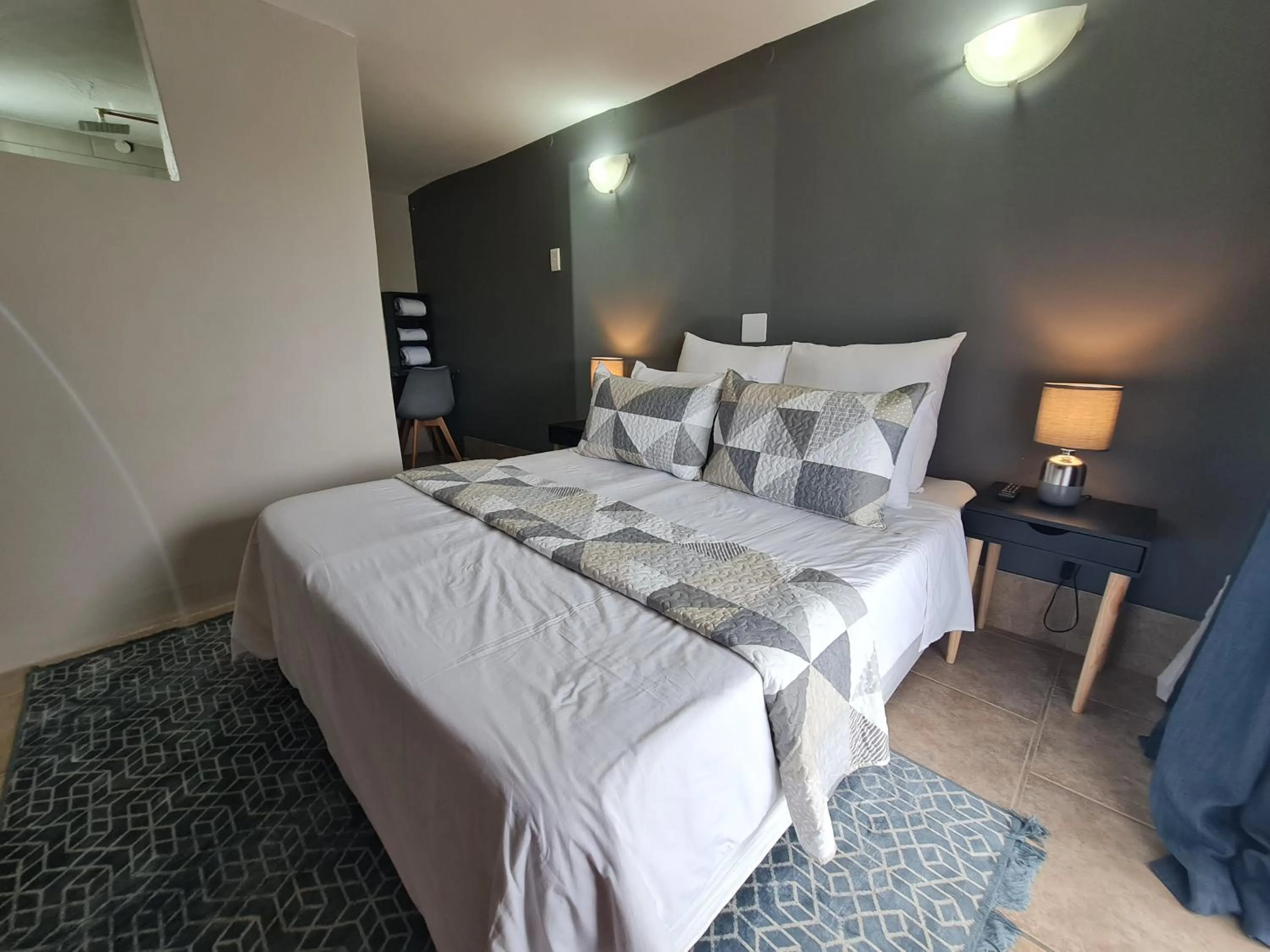 Photo of the whole room, Bed in THE THATCH HIDE