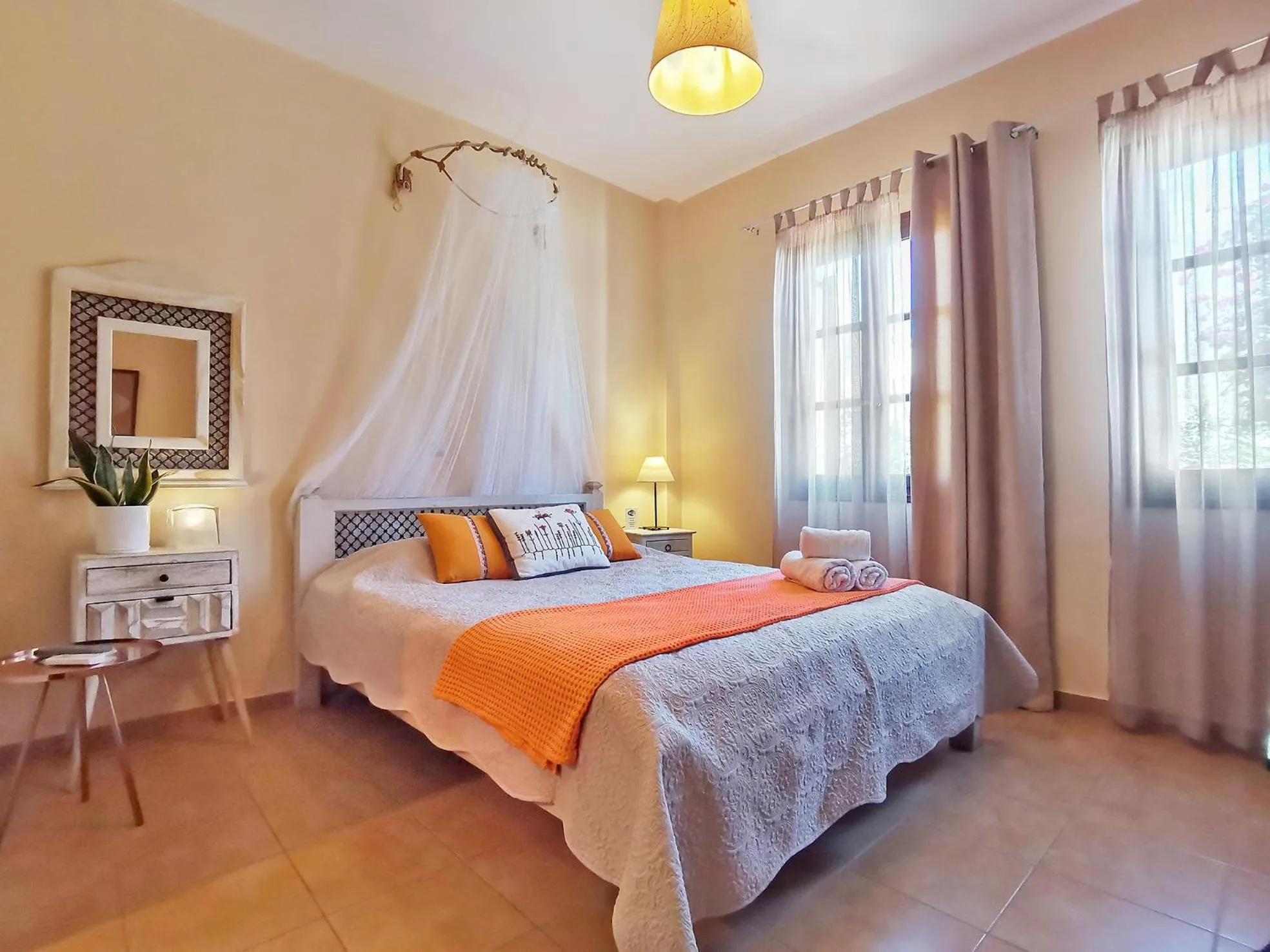 Bed in Four Seasons of Bliss at Sohora Hotel