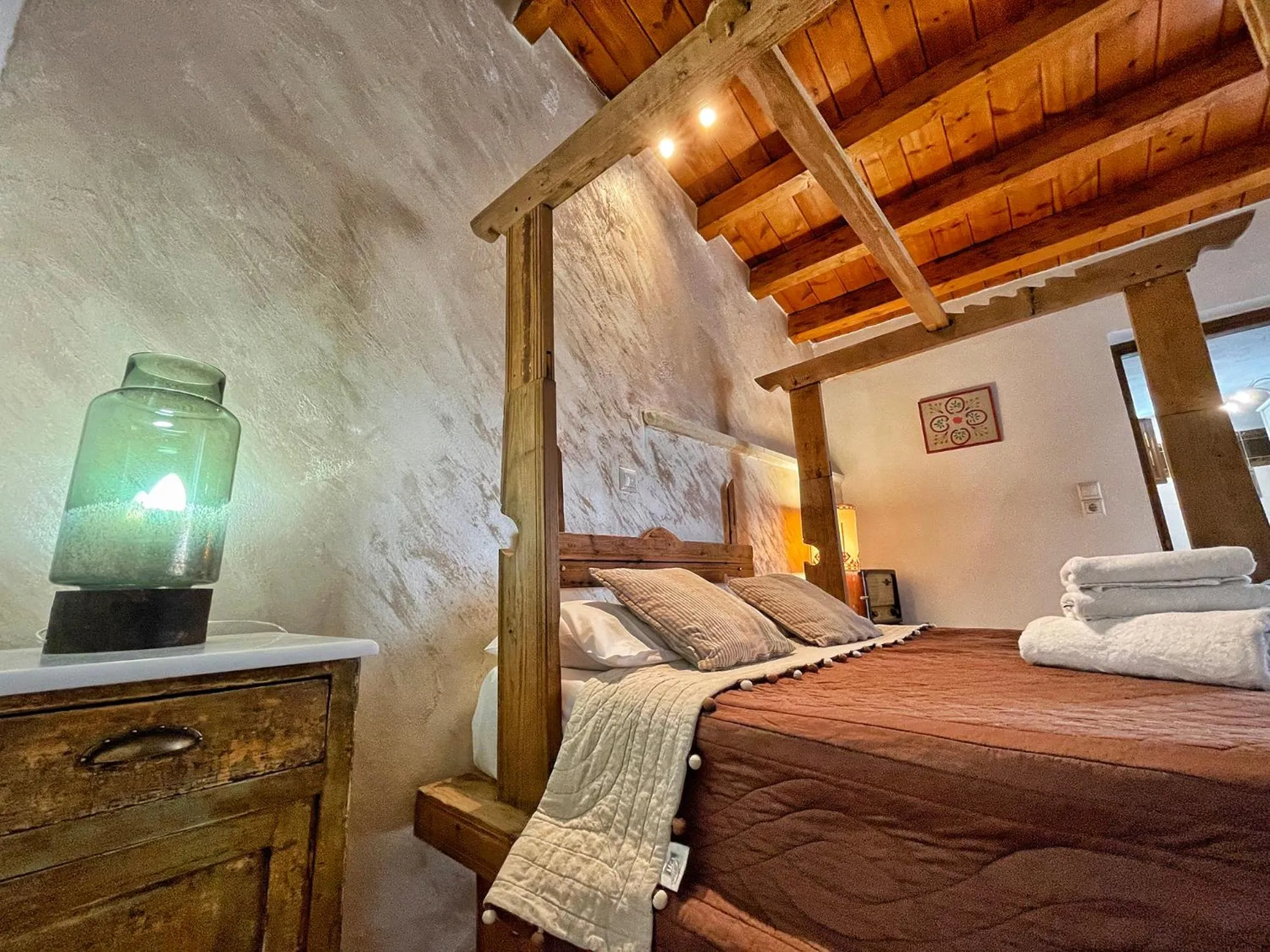 Bed in Four Seasons of Bliss at Sohora Hotel