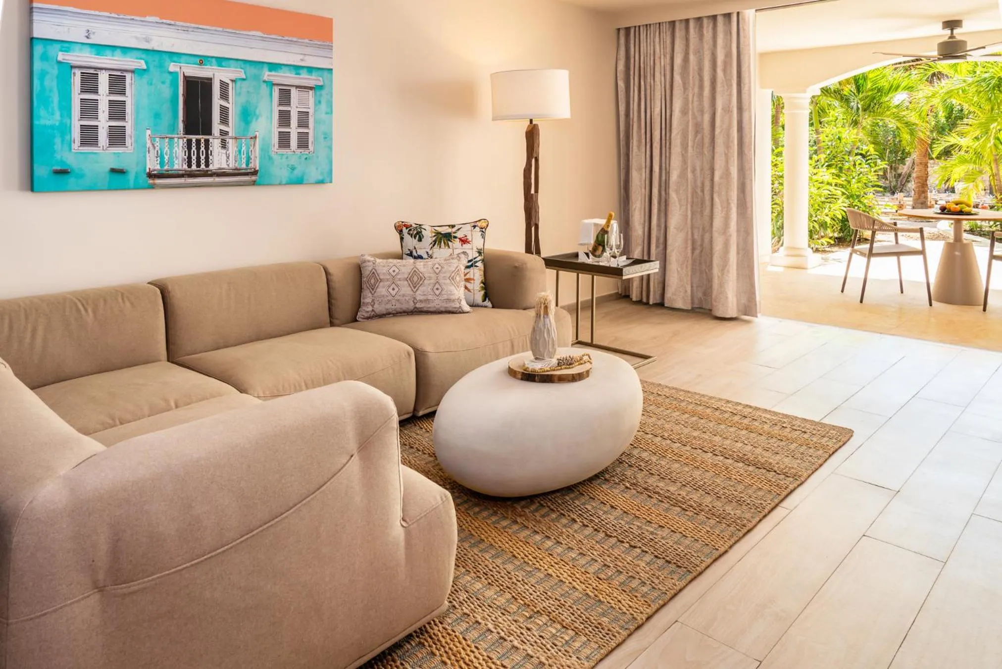 Living room in Zoetry Curacao