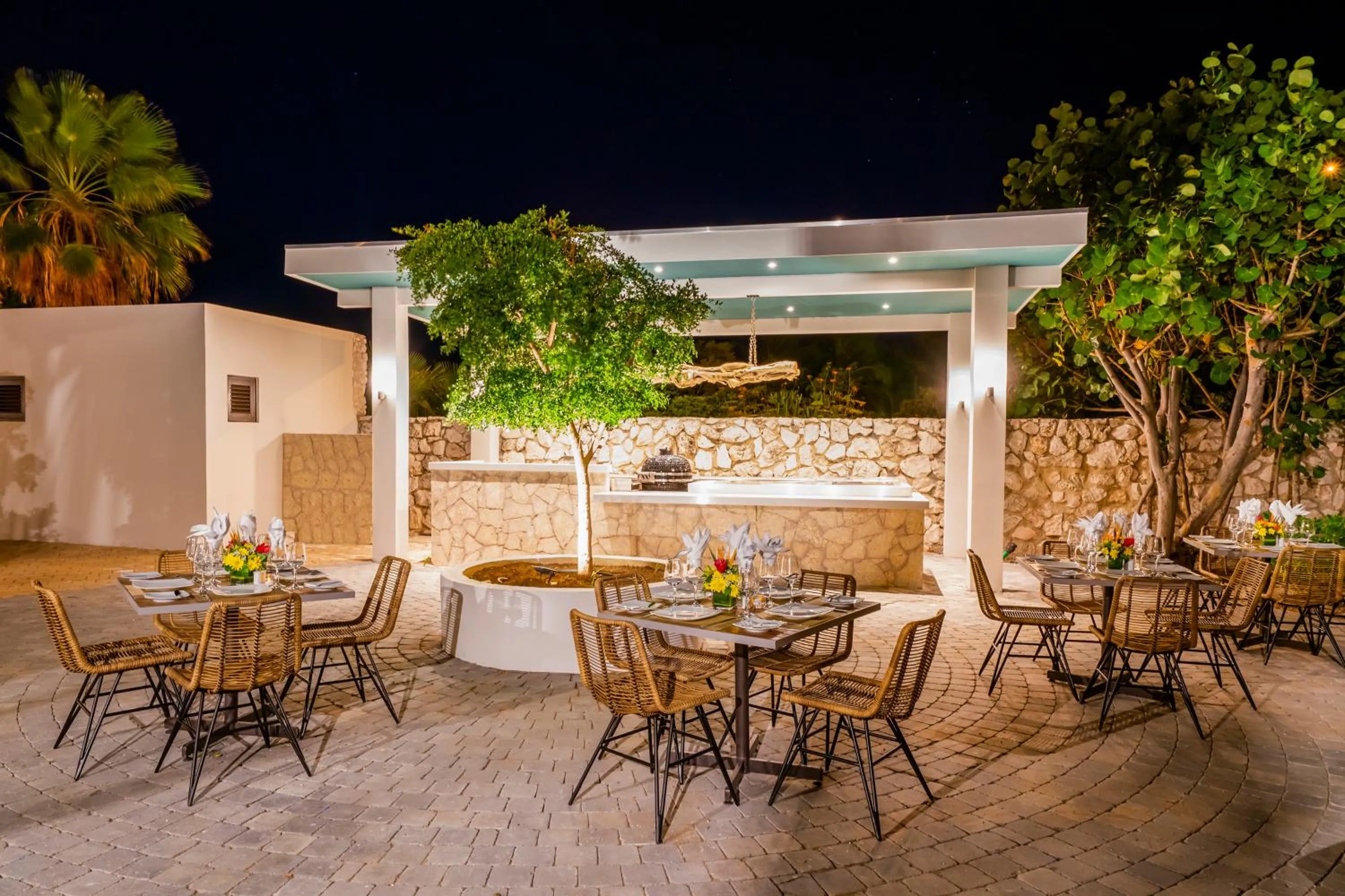 Restaurant/places to eat in Zoetry Curacao