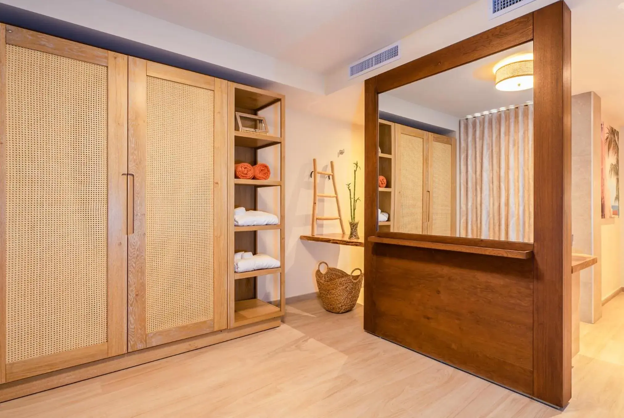 Master Suite with Tropical View King Beds in Zoetry Curacao Master Suite with Tropical View King Beds in Zoetry Curacao