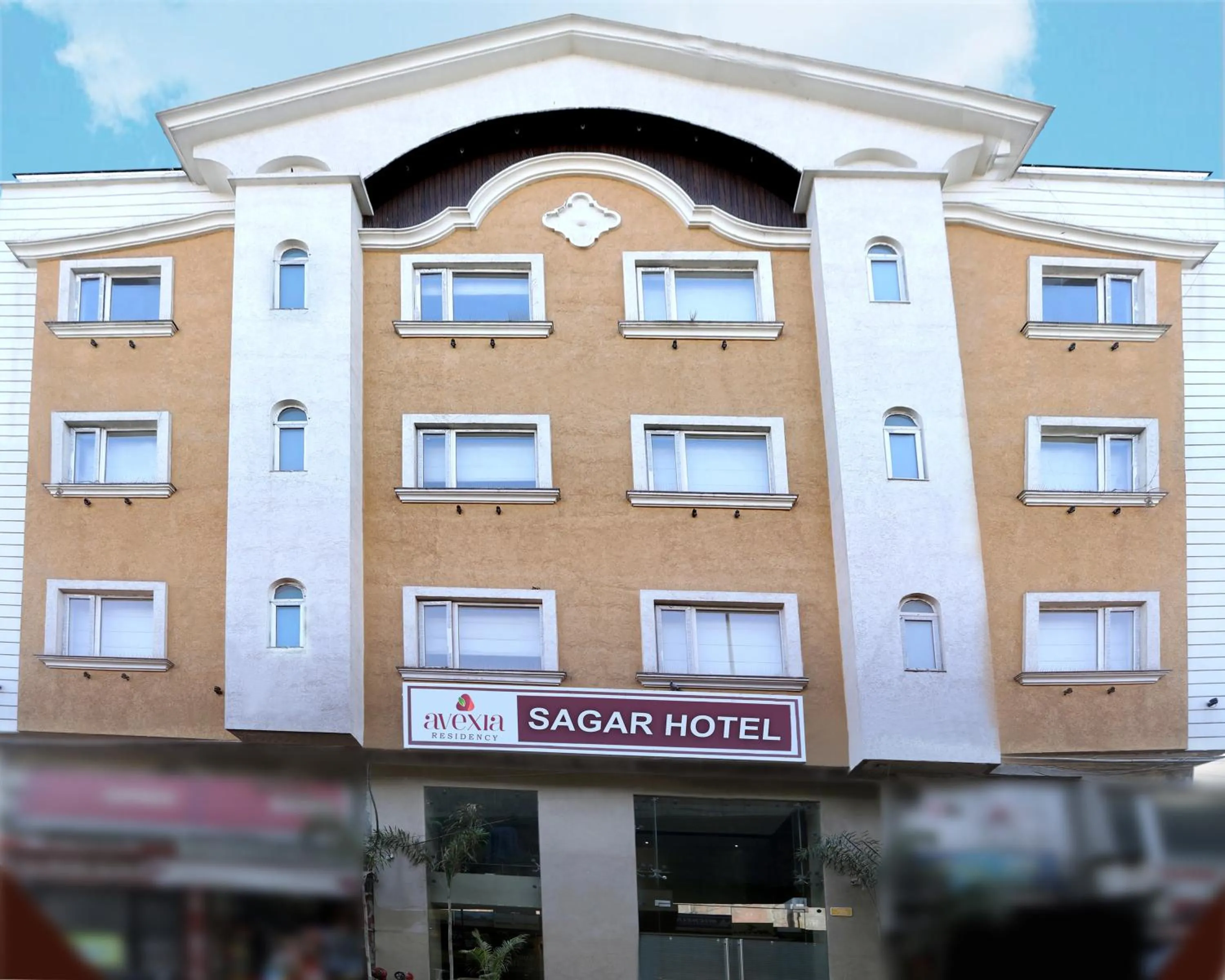 Property building in Sagar Hotel JUST 5 MIN FROM GOLDEN TEMPLE