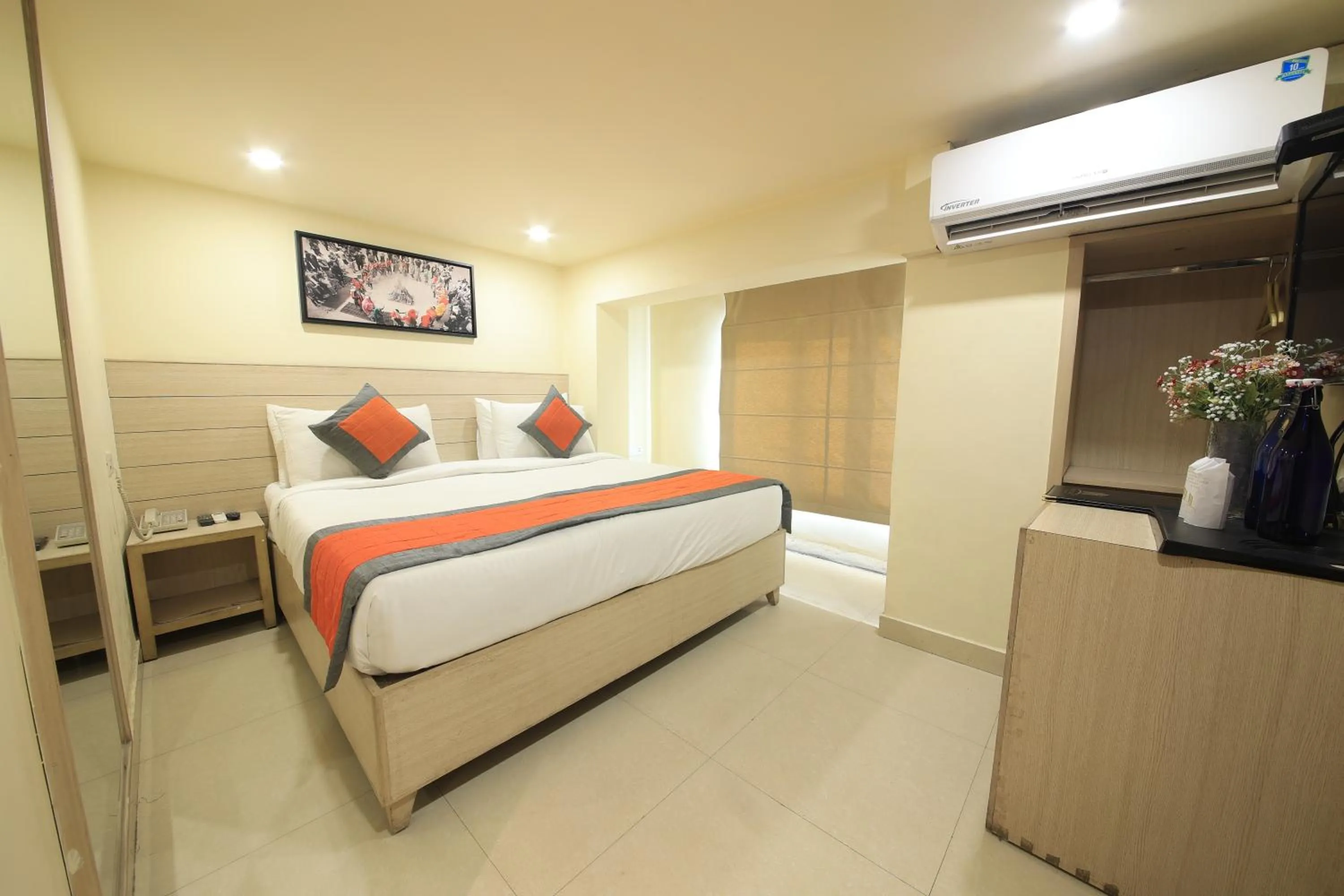 Photo of the whole room, Bed in Sagar Hotel JUST 5 MIN FROM GOLDEN TEMPLE