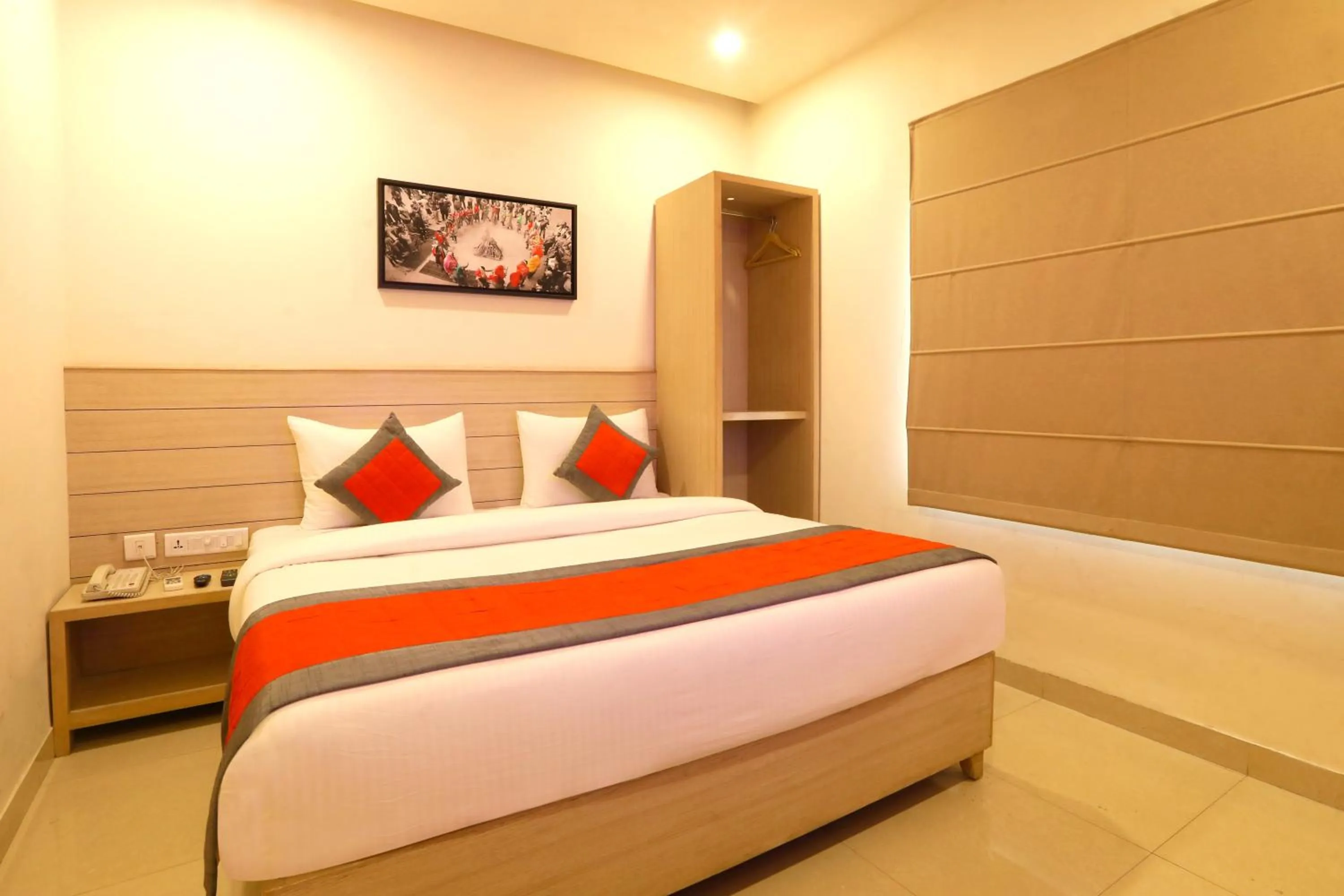 Photo of the whole room, Bed in Sagar Hotel JUST 5 MIN FROM GOLDEN TEMPLE