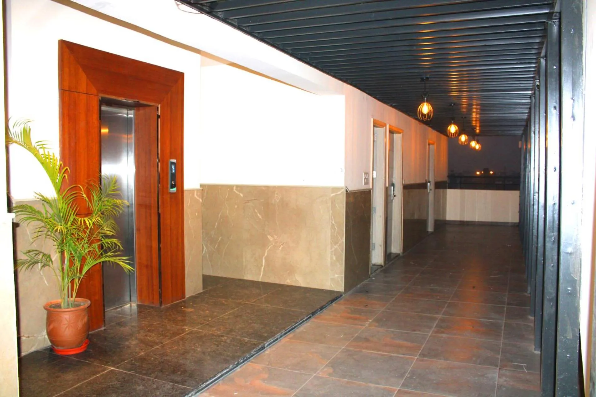 Lobby or reception in Sagar Hotel JUST 5 MIN FROM GOLDEN TEMPLE