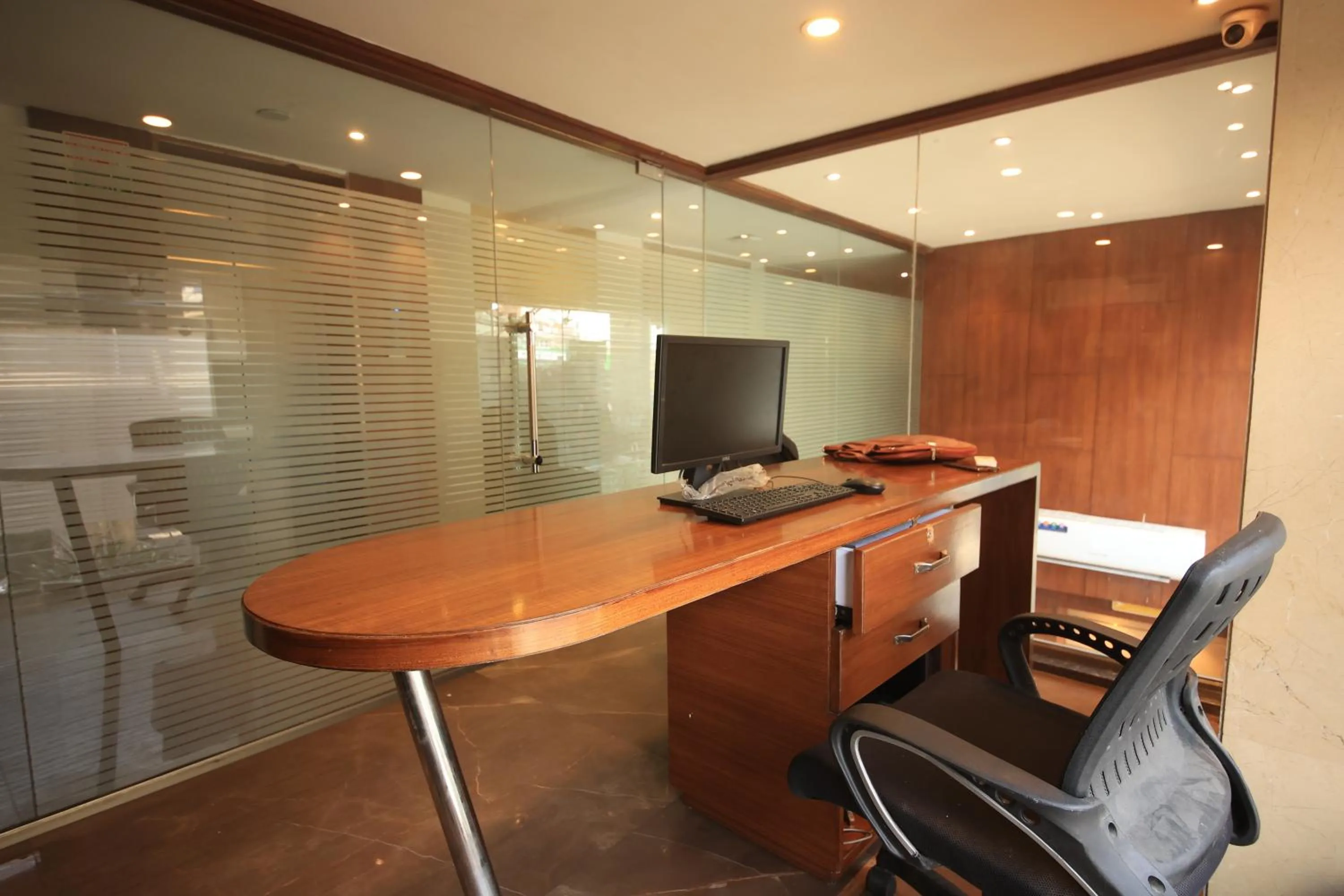 Meeting/conference room in Sagar Hotel JUST 5 MIN FROM GOLDEN TEMPLE