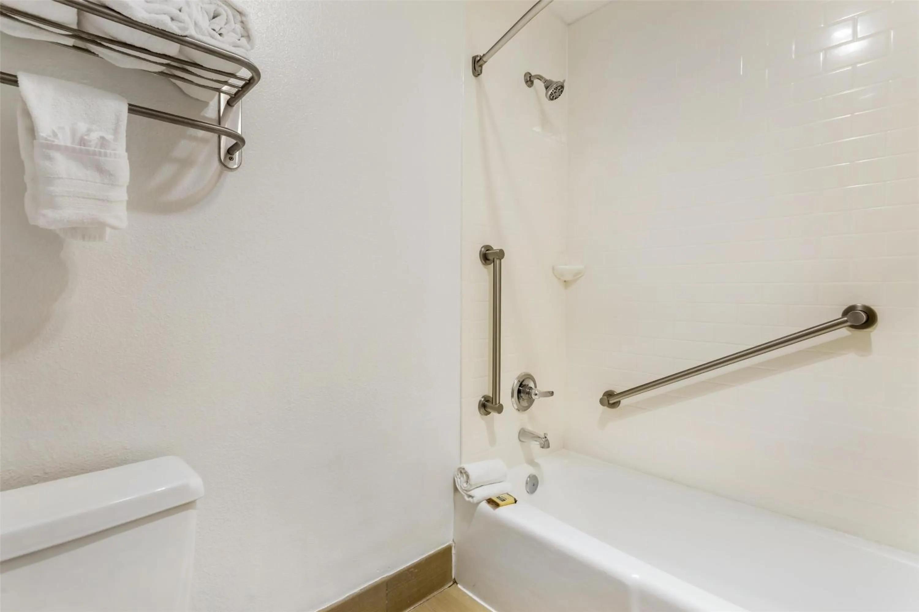 Bathroom in Best Western Plus Garden Court Inn