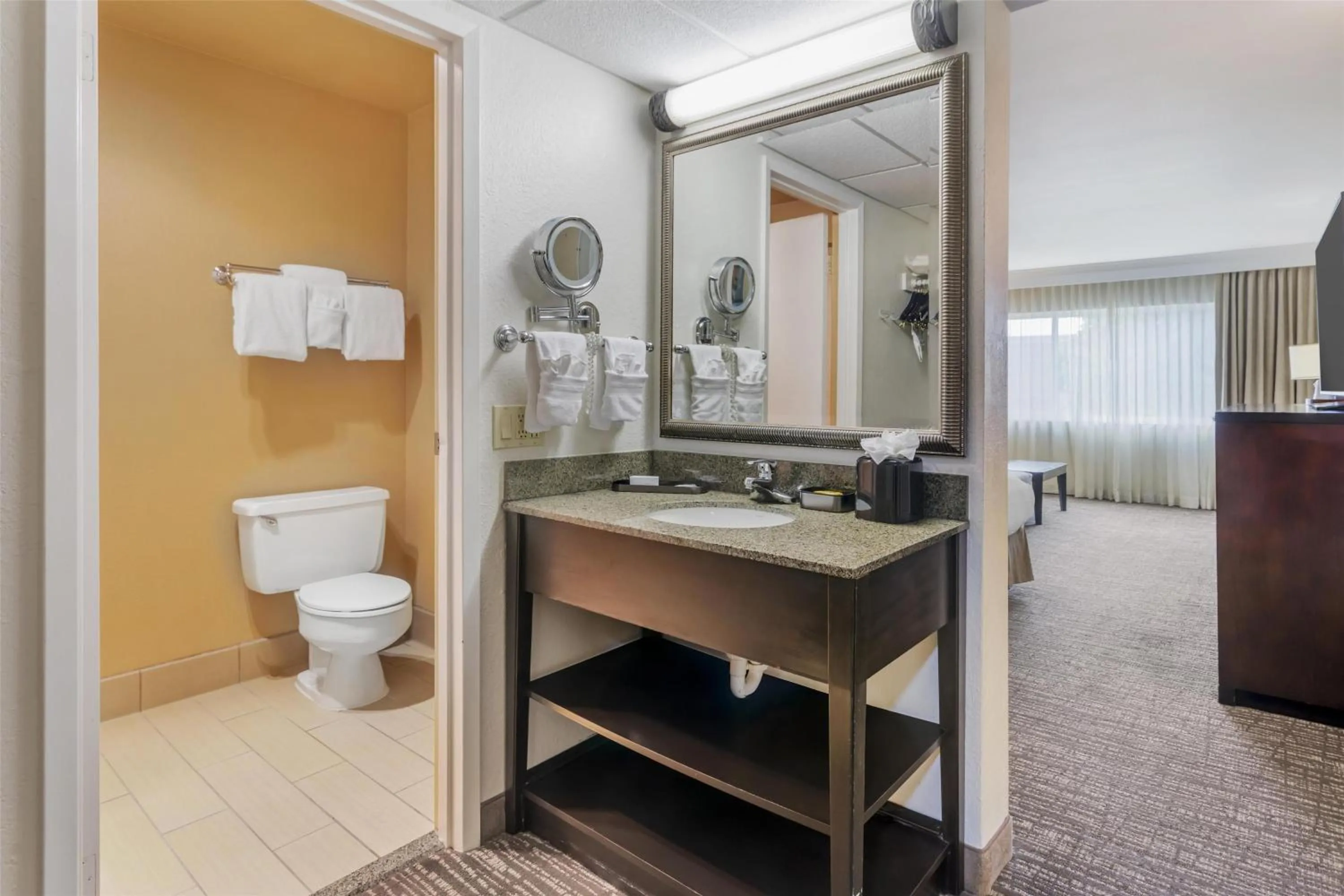 Bathroom in Best Western Plus Garden Court Inn