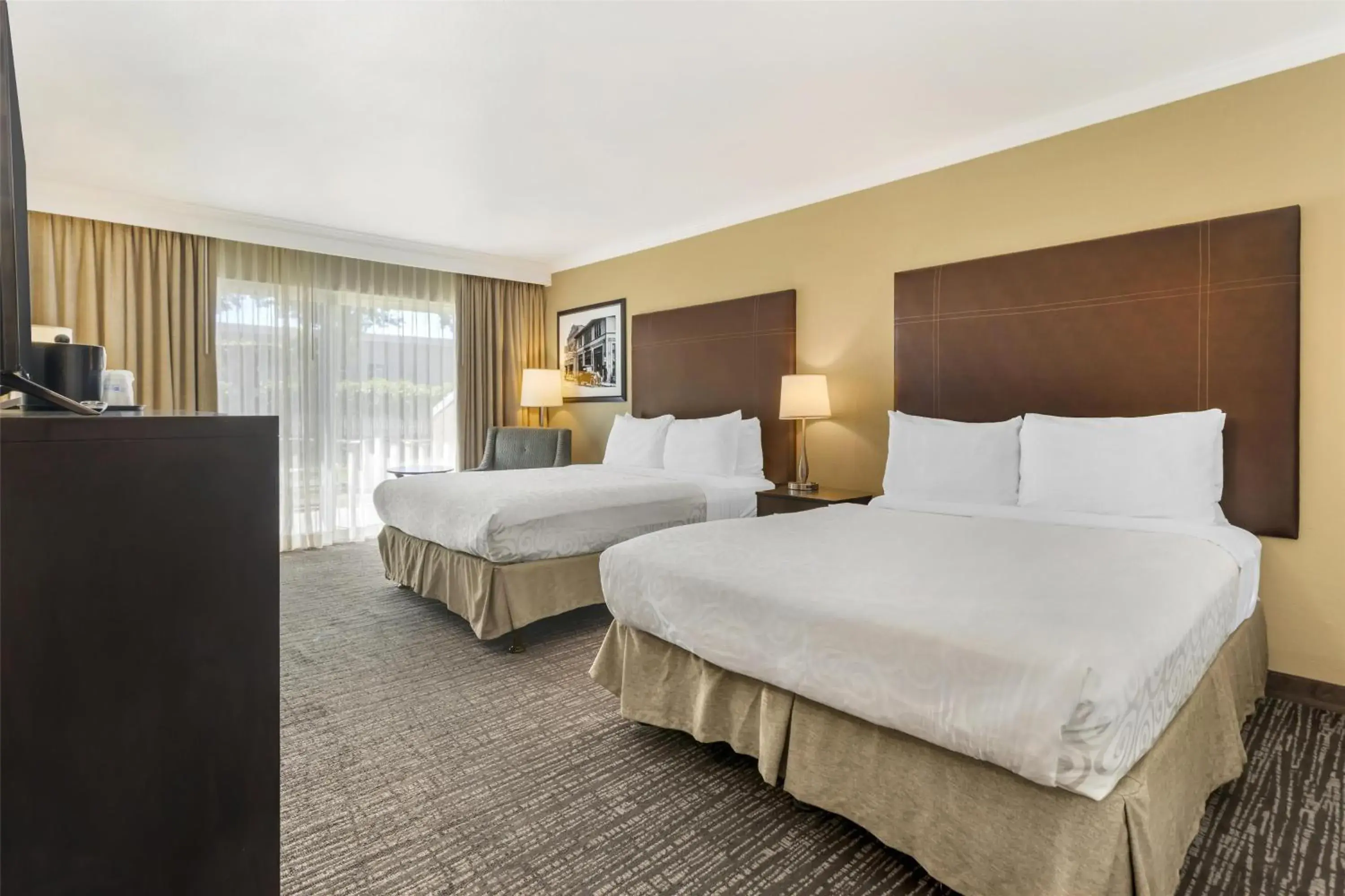 Queen Room with Two Queen Beds and Mobility Accessible Walk-In Shower in Best Western Plus Garden Court Inn Queen Room with Two Queen Beds and Mobility Accessible Walk-In Shower in Best Western Plus Garden Court Inn