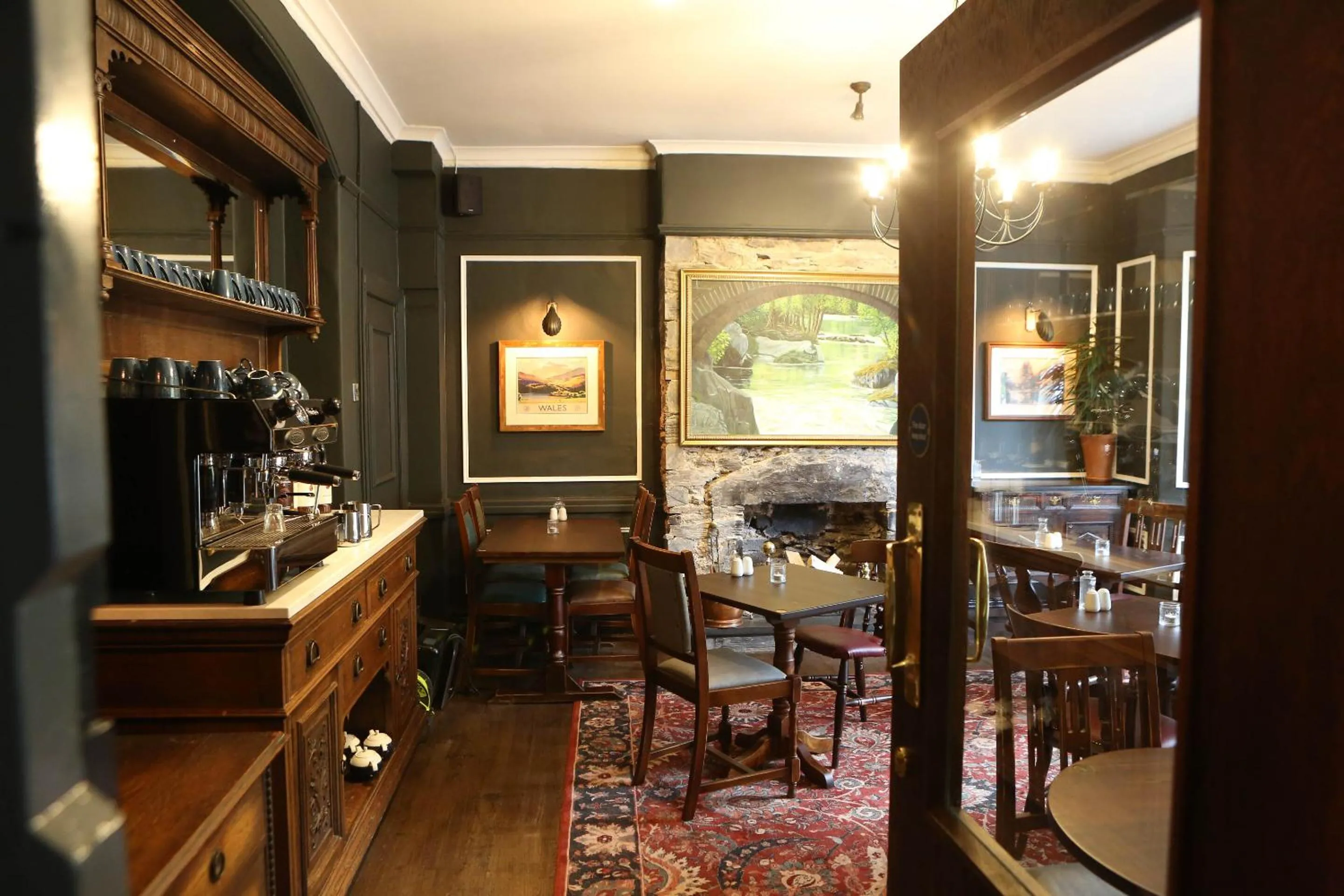 Restaurant/places to eat in Pont Y Pair Inn