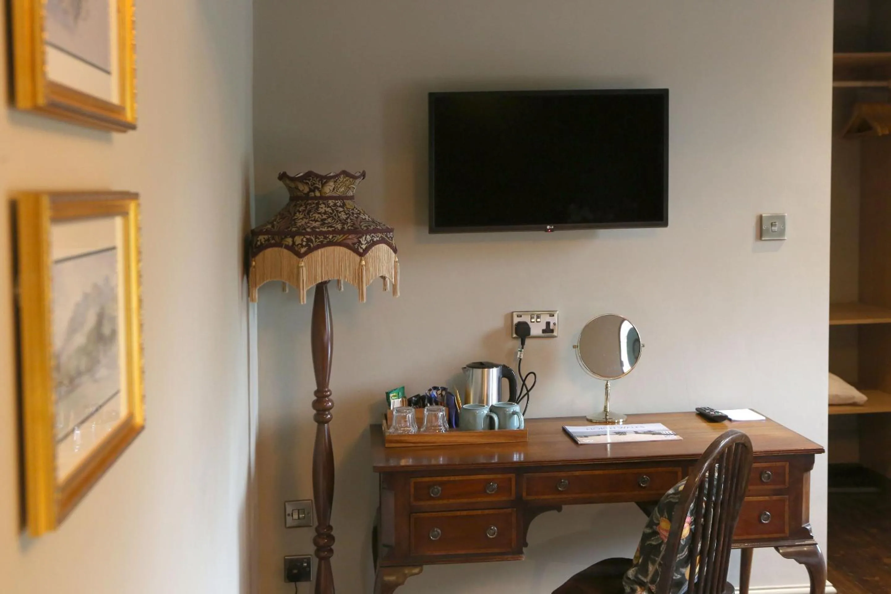 Bedroom in Pont Y Pair Inn