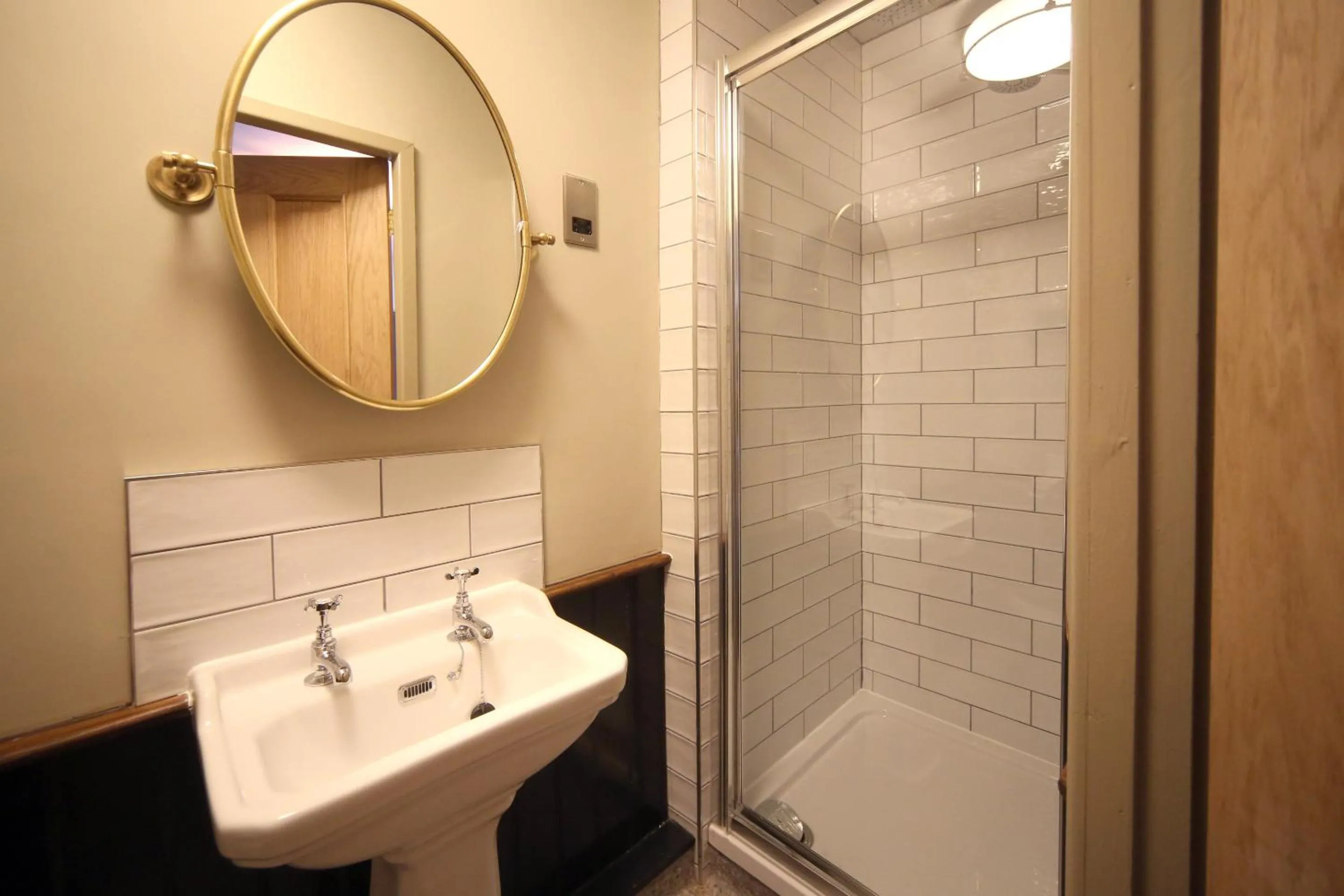 Bathroom in Pont Y Pair Inn
