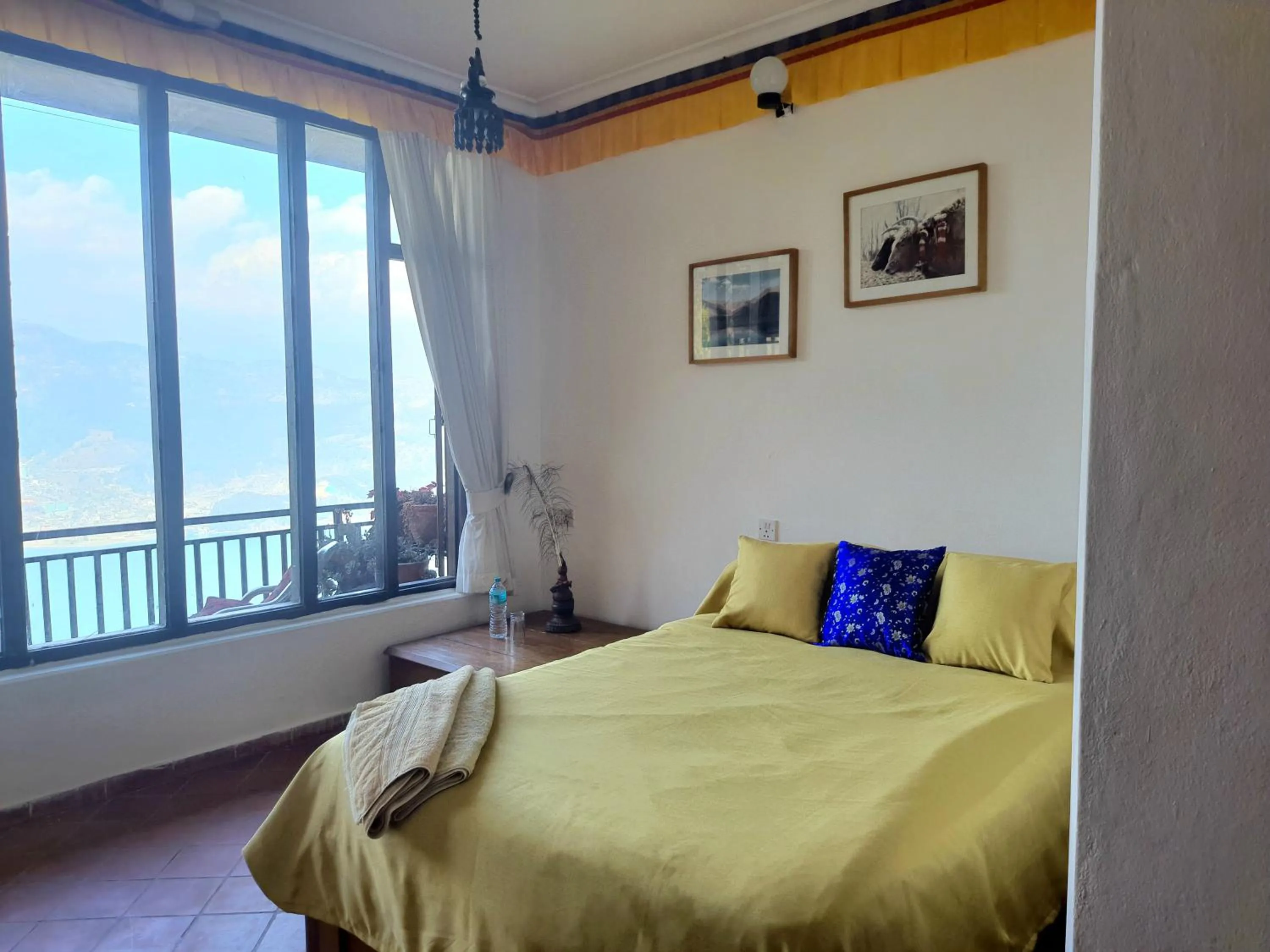 Bed in Peace Dragon Lodge