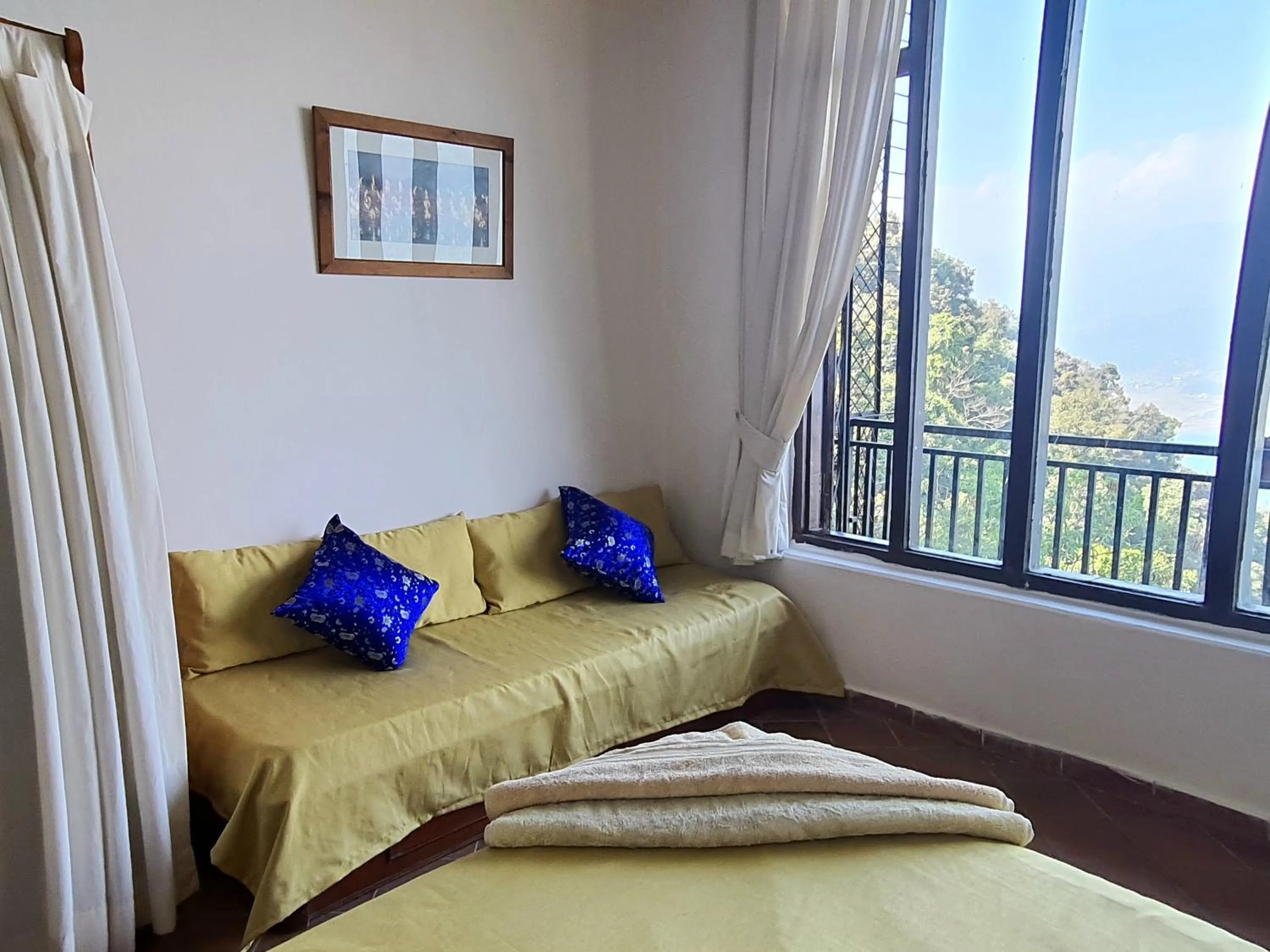 Bed in Peace Dragon Lodge