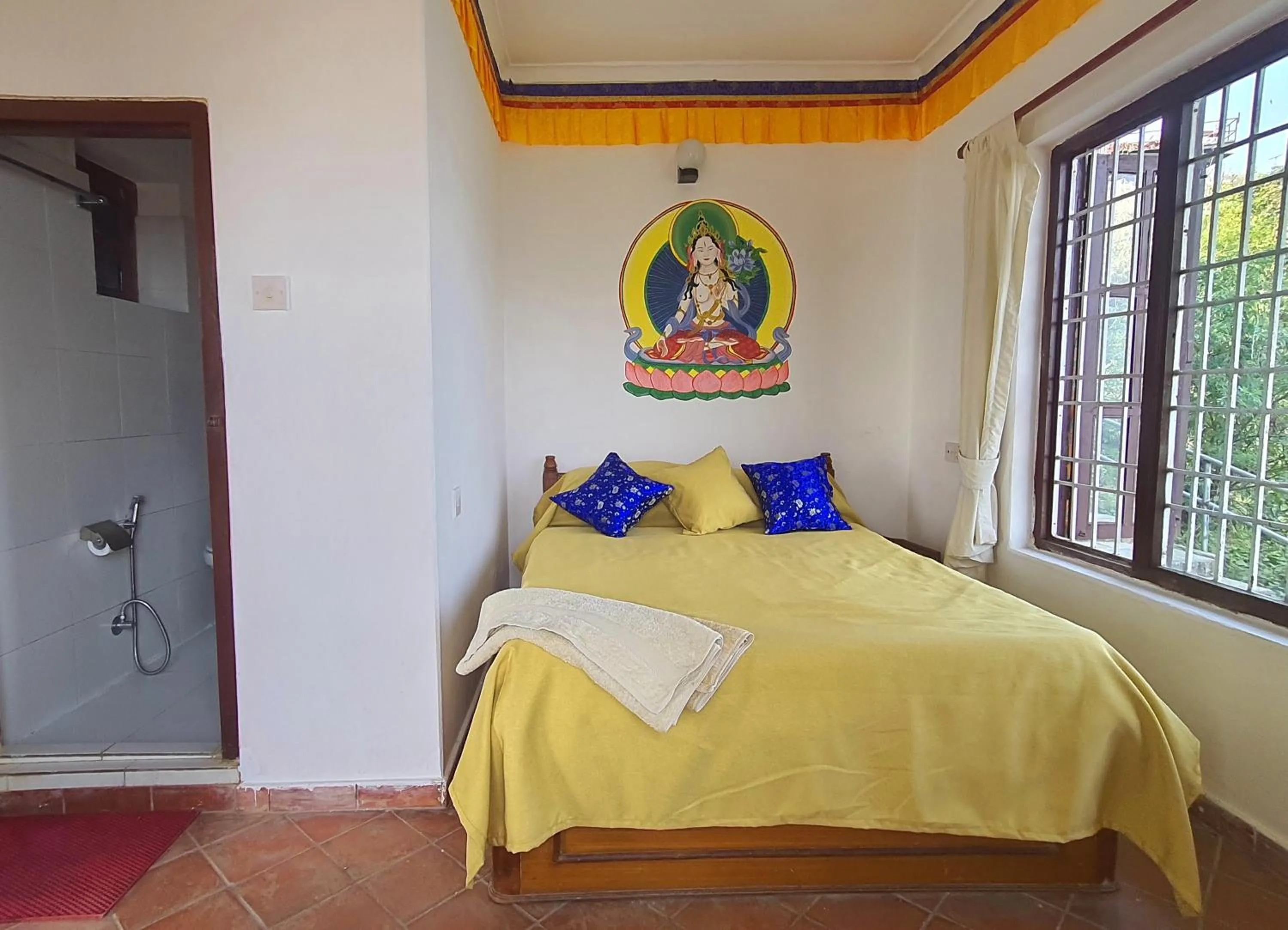 Bed in Peace Dragon Lodge