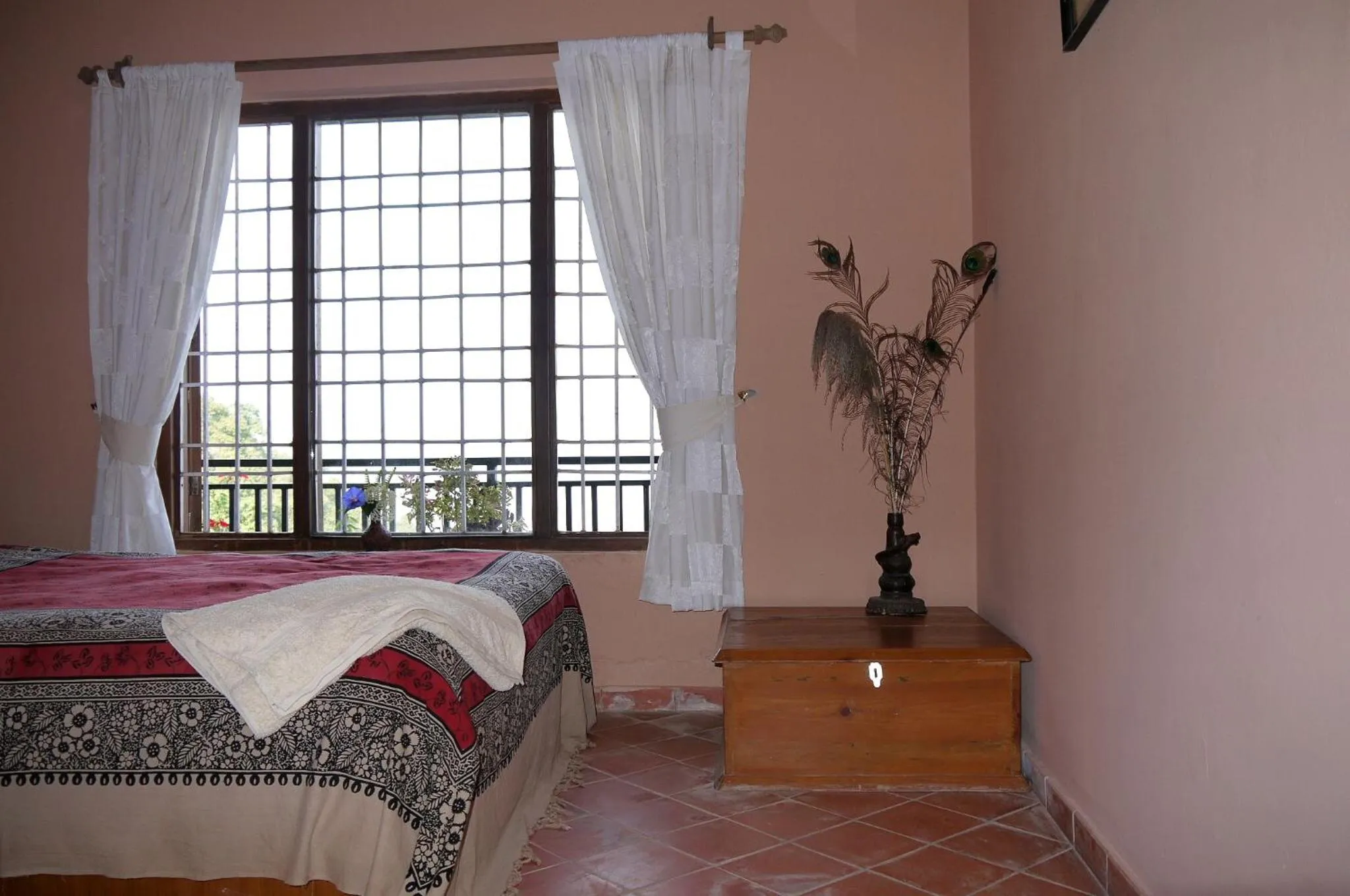 Bed in Peace Dragon Lodge