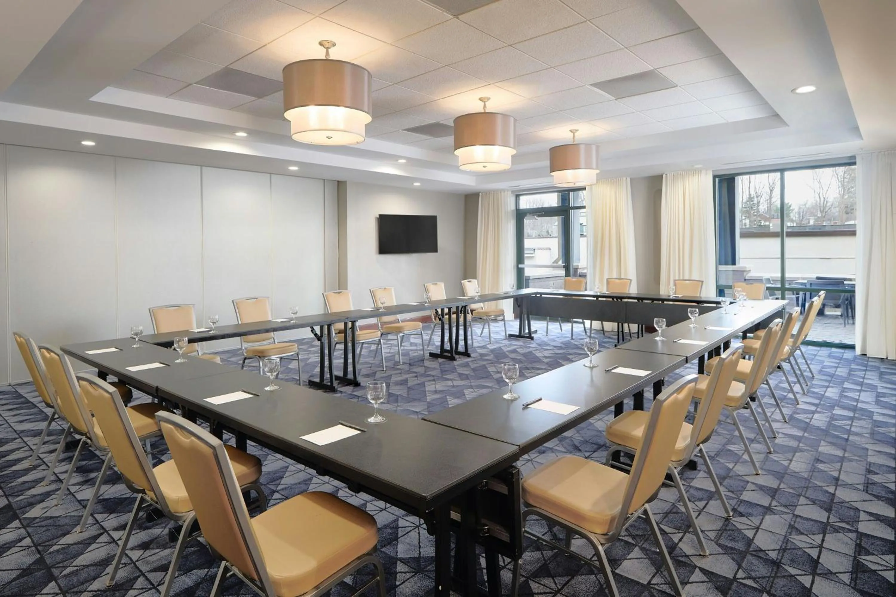 Meeting/conference room in Courtyard by Marriott Saratoga Springs