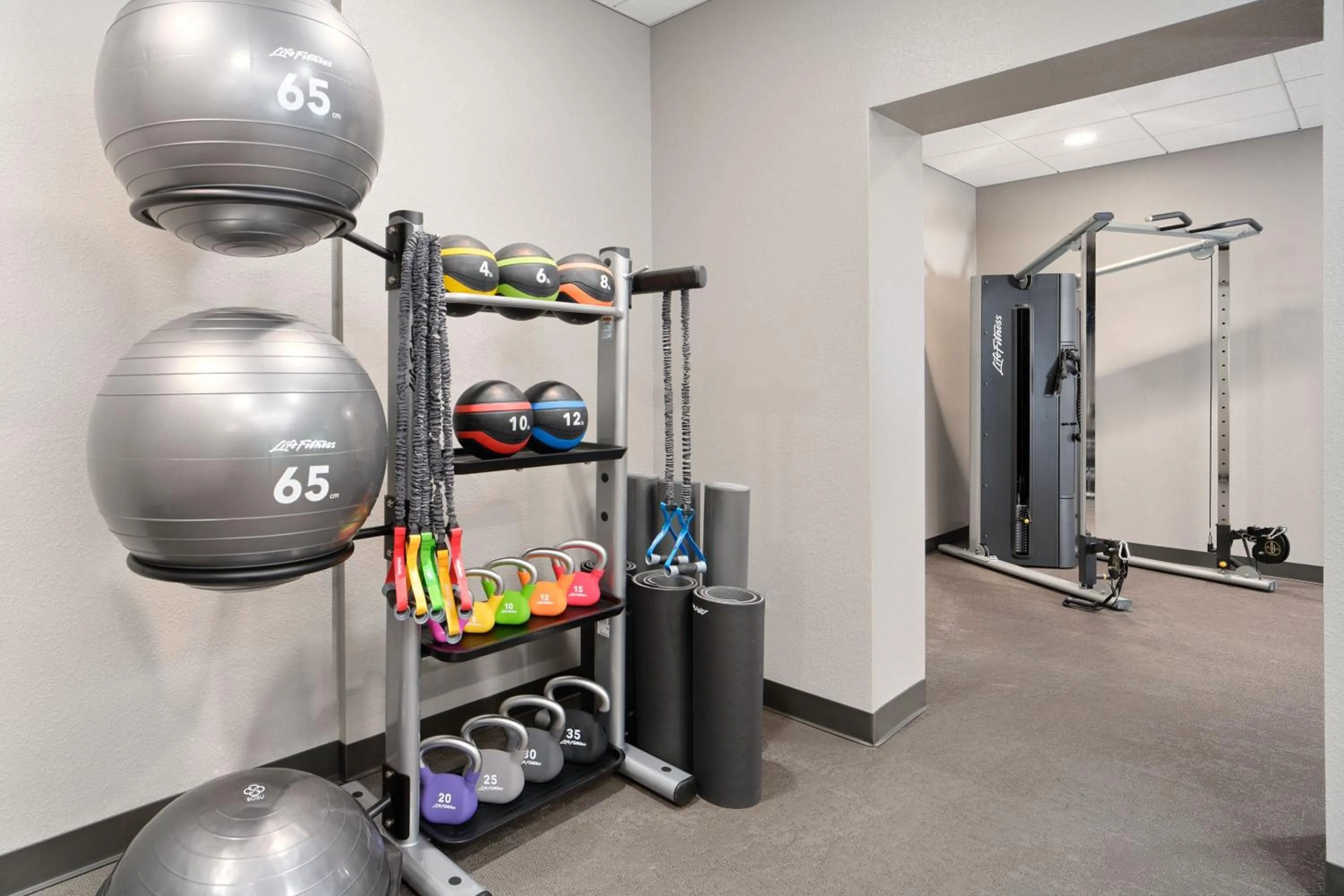 Fitness centre/facilities in Courtyard by Marriott Saratoga Springs