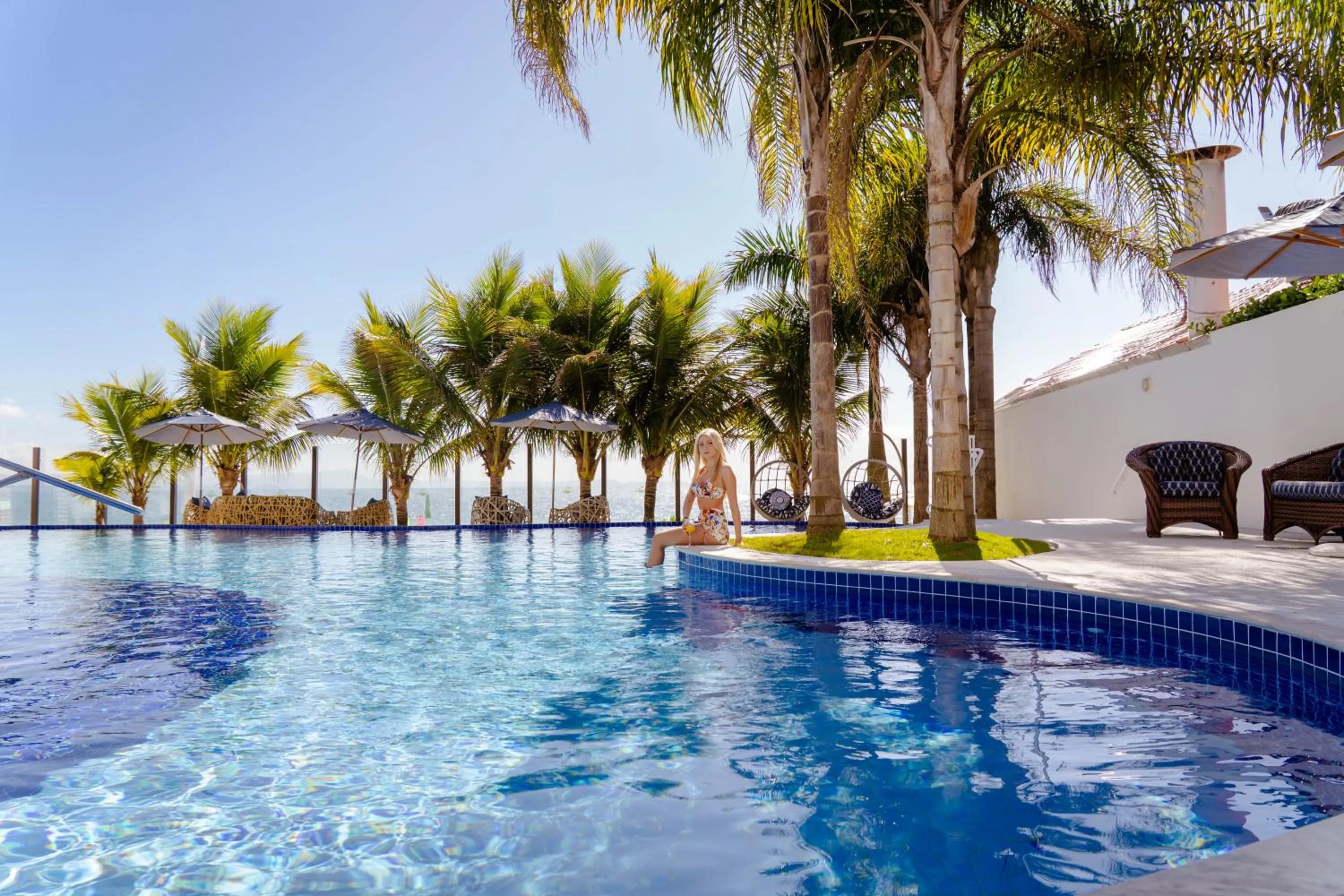 Pool view in Hotel Palace 1